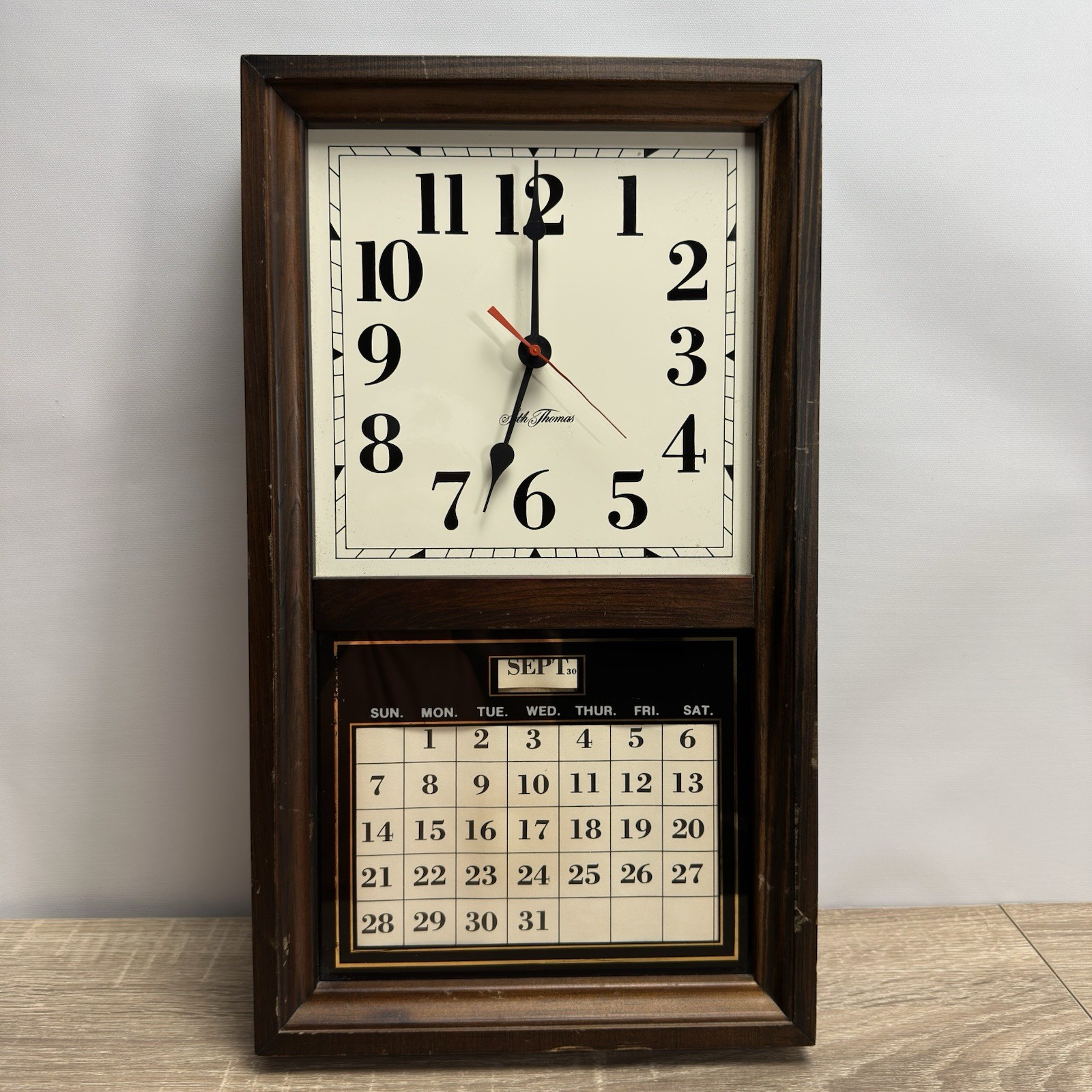Vintage Seth Thomas Wood Wall Clock Perpetual Calendar Grid 10.5x18 Works READ Vintage Seth Thomas Wood Wall Clock Perpetual Calendar Grid 10.5x18 Works READ