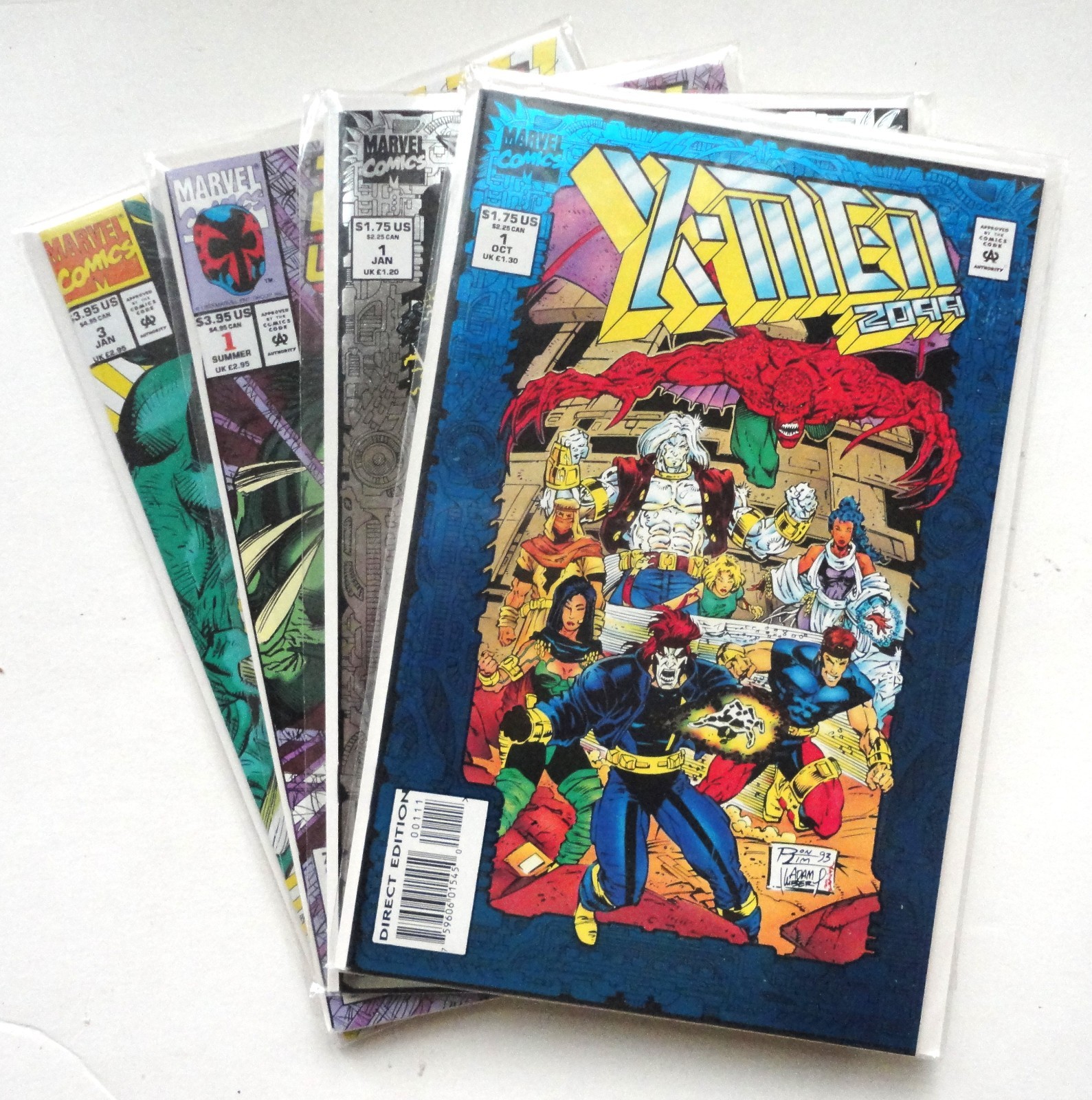 MARVEL 2099 - Lot X 4: Doom #1, X-Men #1, Hulk/Unlimited #s 1 & 3, 1993/94, NM-M MARVEL 2099 - Lot X 4: Doom #1, X-Men #1, Hulk/Unlimited #s 1 & 3, 1993/94, NM-M