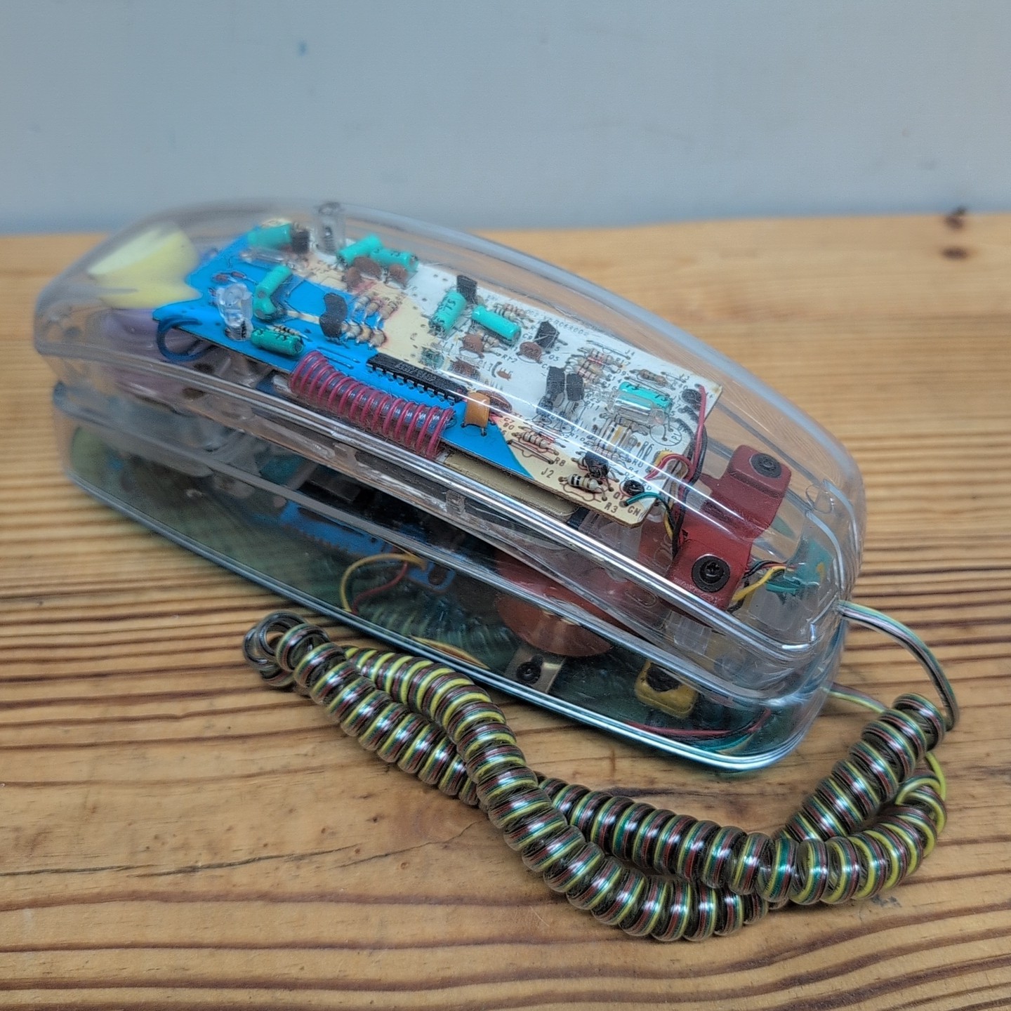 Vintage 1980s Unisonic 6900 Clear See-Thru Transparent Phone Vintage 1980s Unisonic 6900 Clear See-Thru Transparent Phone