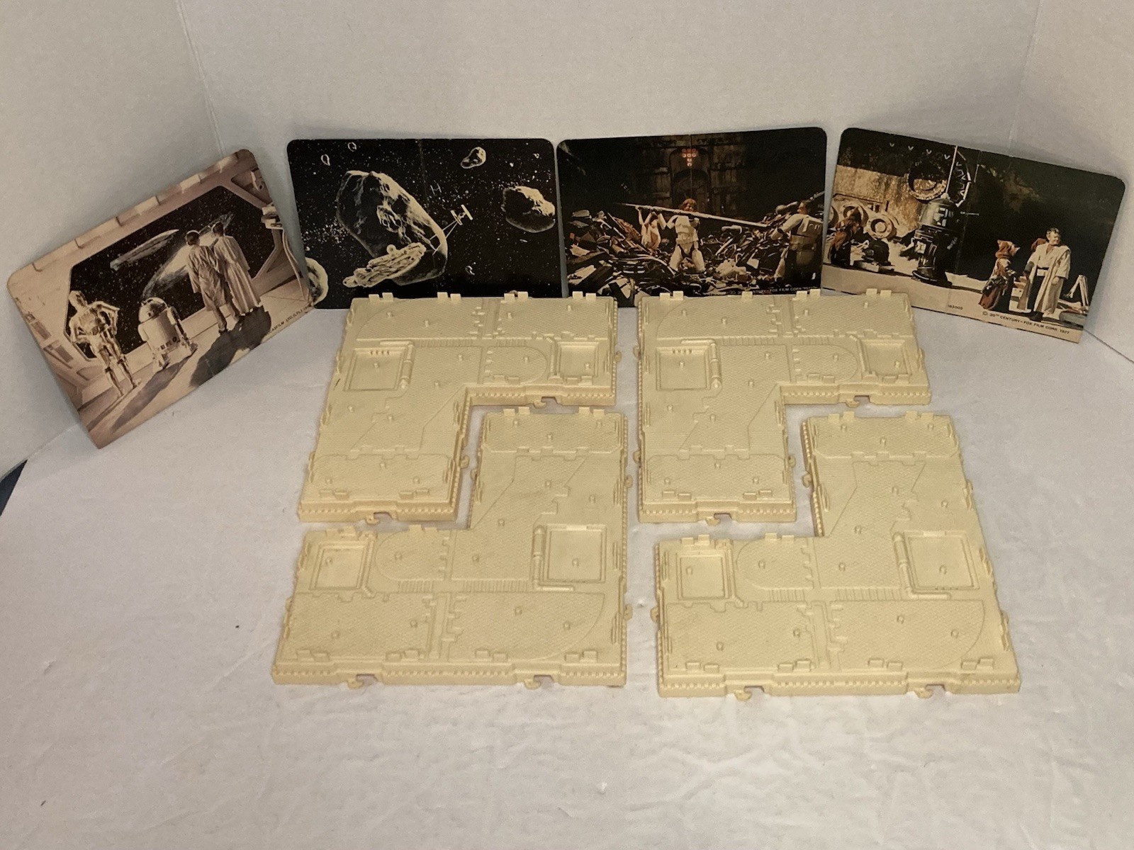 Vintage Star Wars ESB Display Arena Mail Away 99% Complete 4 Inserts Kenner 1981