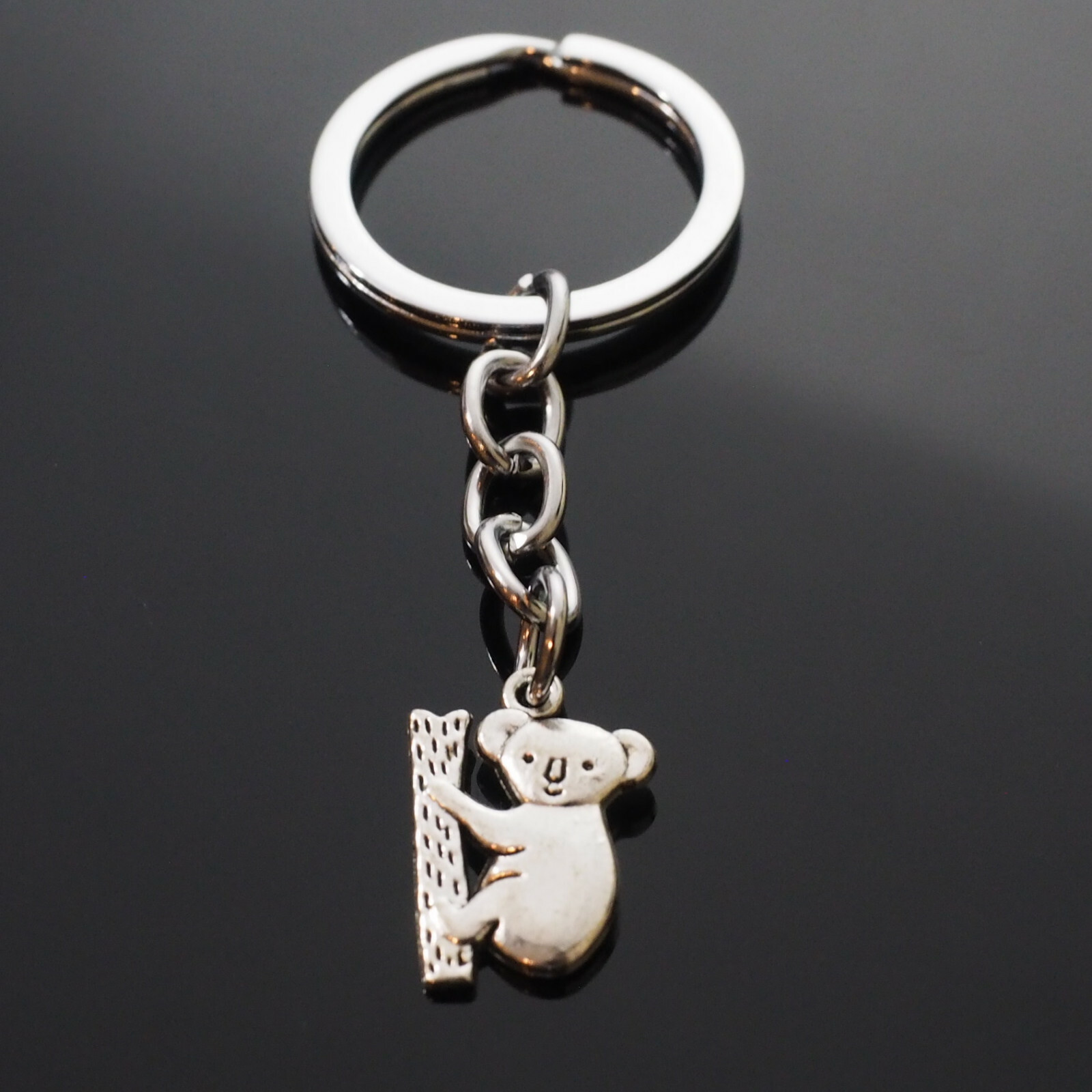 Cute Koala Bear Tree Australia Animal Zoo Wild Silver Metal Keychain Gift Cute Koala Bear Tree Australia Animal Zoo Wild Silver Metal Keychain Gift