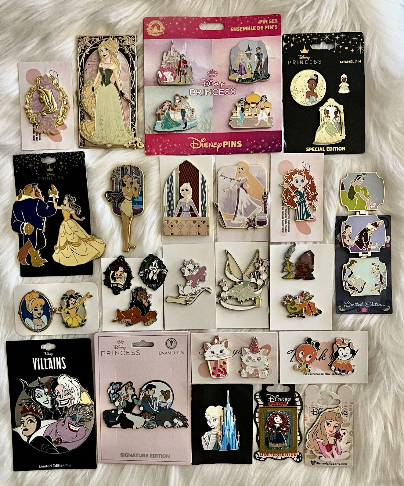 ATTN RESELLERS: Collection of 33 Auth Disney / Fantasy Pins -Tons of Princesses ATTN RESELLERS: Collection of 33 Auth Disney / Fantasy Pins -Tons of Princesses
