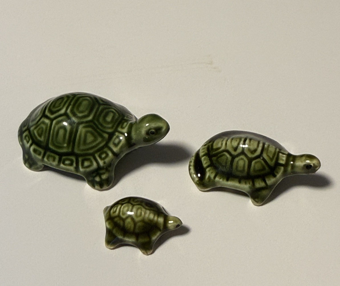 Vintage Set of 3 Green Ceramic Turtle Figurines, Made in Japan MCM Vintage Set of 3 Green Ceramic Turtle Figurines, Made in Japan MCM