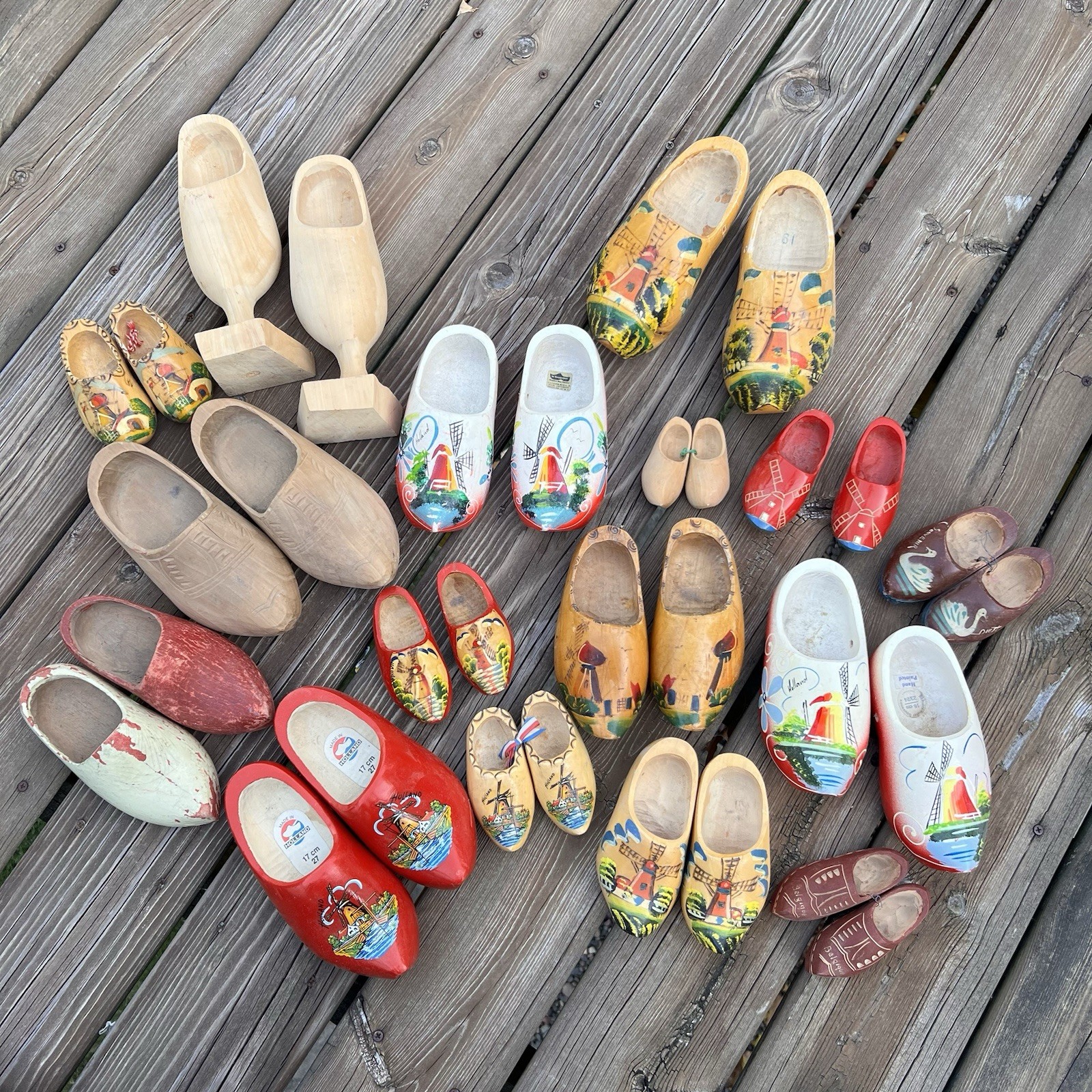 Large Lot Vintage Dutch Wooden Clog 16 Pairs Holland Hand Painted Souvenir Shoes Large Lot Vintage Dutch Wooden Clog 16 Pairs Holland Hand Painted Souvenir Shoes