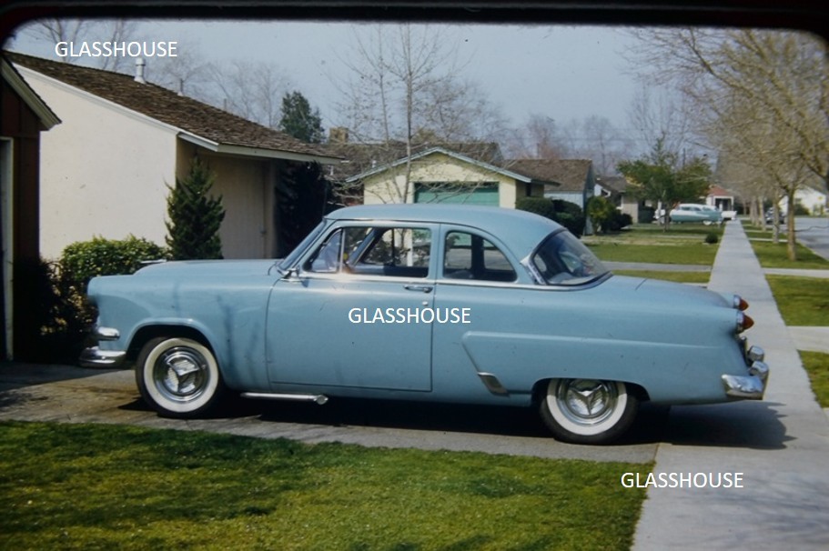 1952 - 1954 FORD MAINLINE IN DRIVEWAY, 1950\'s PHOTO SLIDE 1952 - 1954 FORD MAINLINE IN DRIVEWAY, 1950\'s PHOTO SLIDE