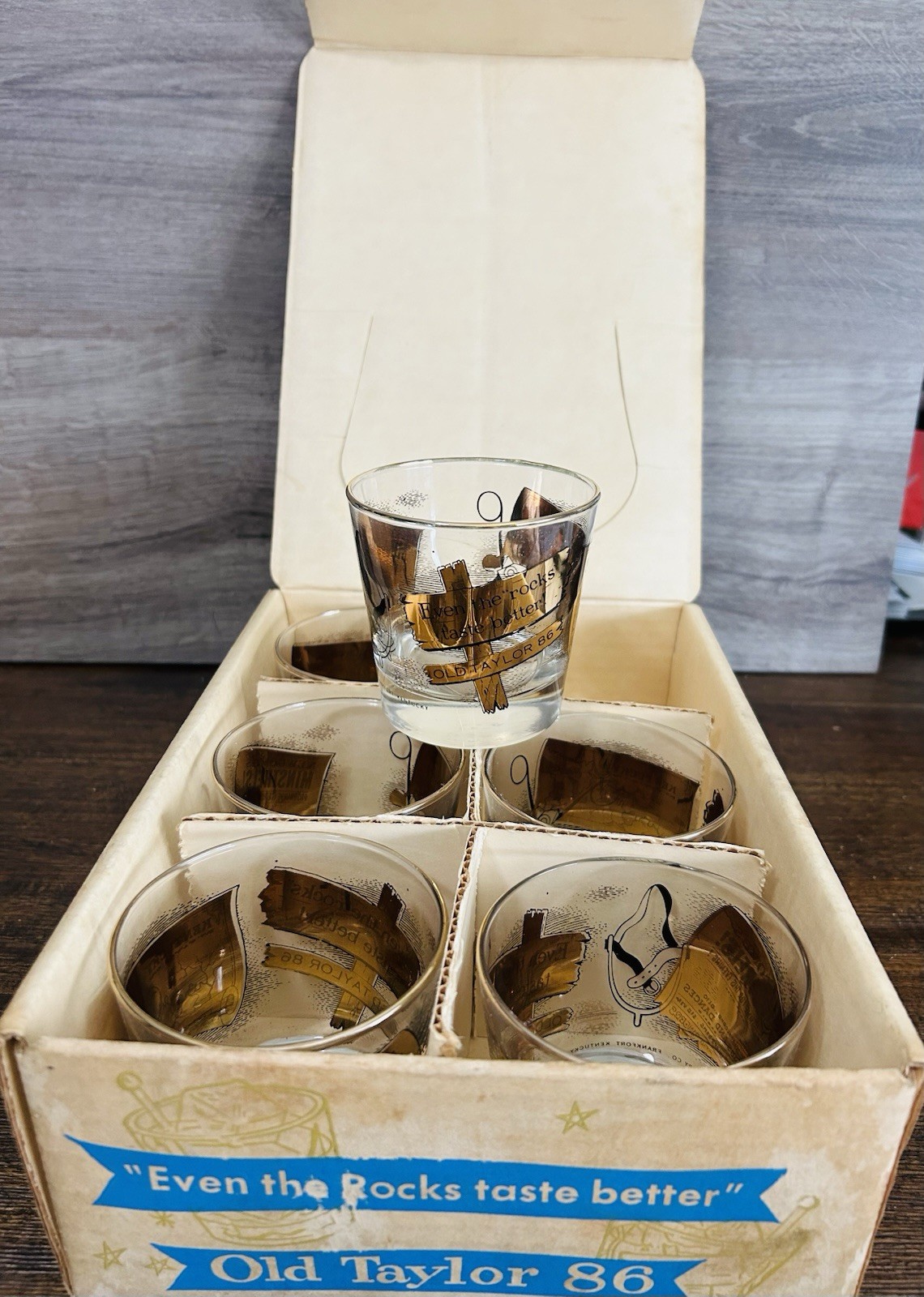 Vintage Set Of 6 Old Taylor Whiskey Rocks Glasses in Original Box Vintage Set Of 6 Old Taylor Whiskey Rocks Glasses in Original Box