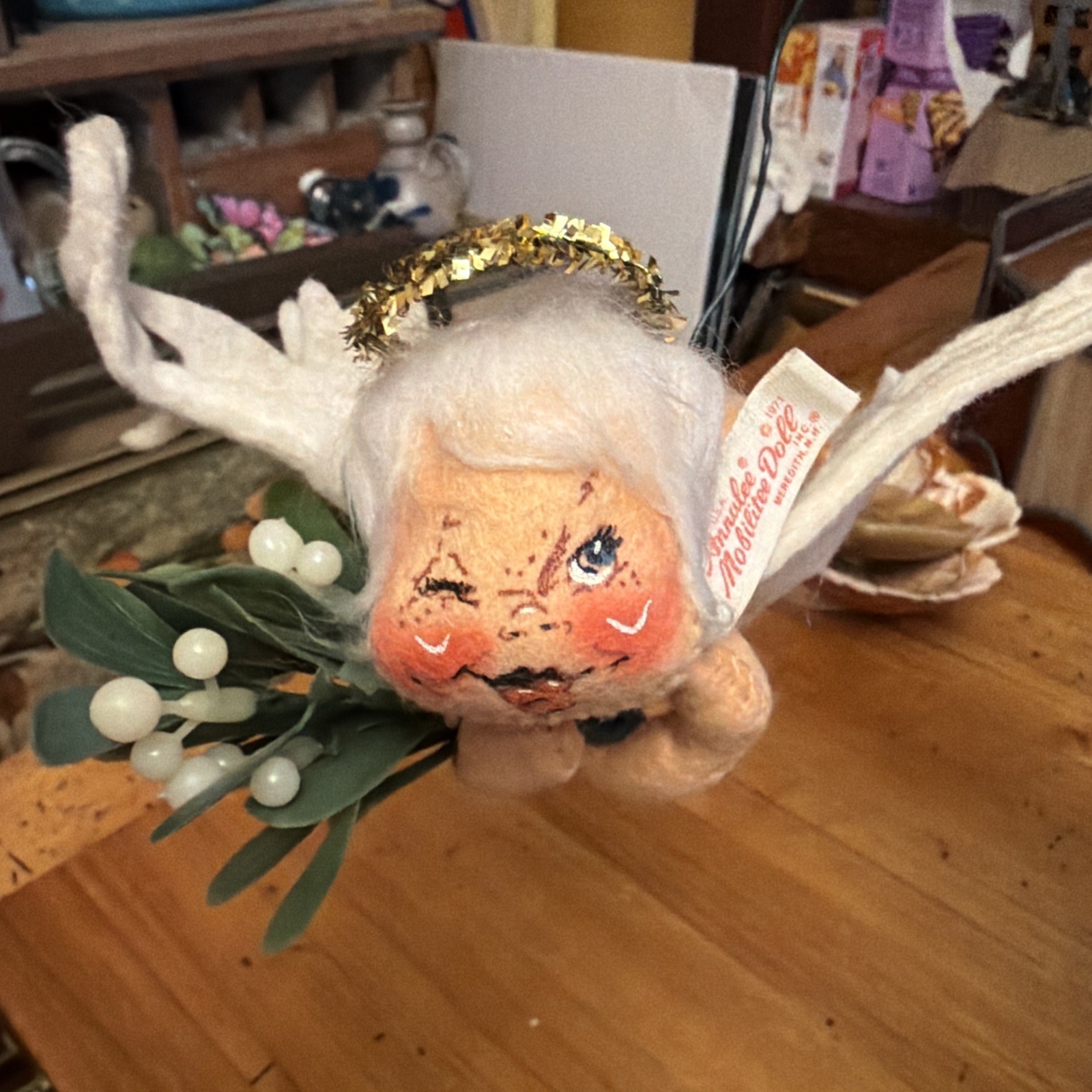 Vintage 1971 Annalee Mobilitee Doll Angel Mistletoe FLYING Christmas Angel Nice Vintage 1971 Annalee Mobilitee Doll Angel Mistletoe FLYING Christmas Angel Nice