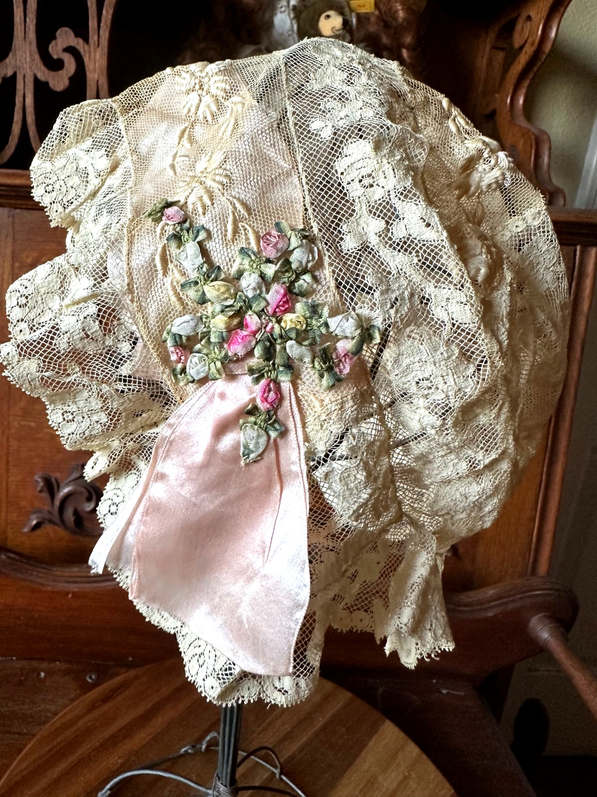 Antique Lace Bonnet VICTORIAN for Women, Dolls Excellent Cond. WATCH VIDEO NOW Antique Lace Bonnet VICTORIAN for Women, Dolls Excellent Cond. WATCH VIDEO NOW