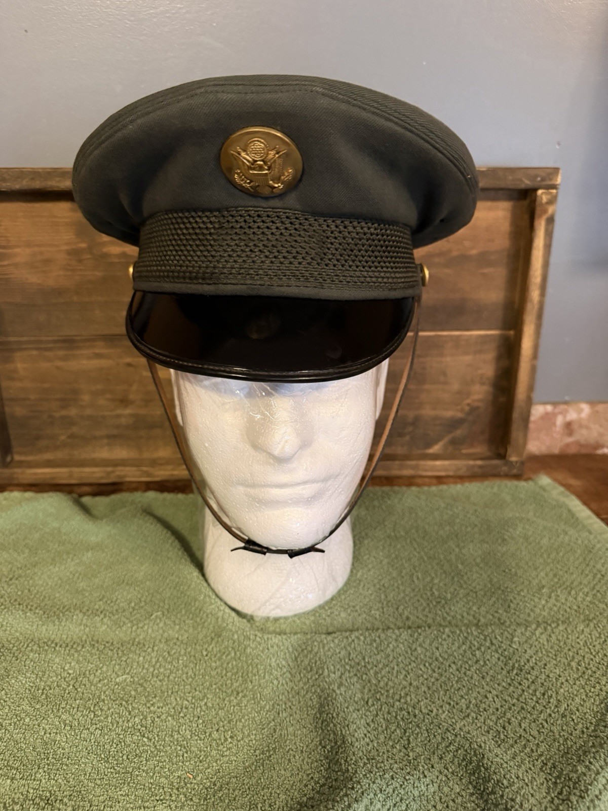 Vintage U.S. Army Service Visor Cap Eagle Button Military Dress Hat Vintage U.S. Army Service Visor Cap Eagle Button Military Dress Hat