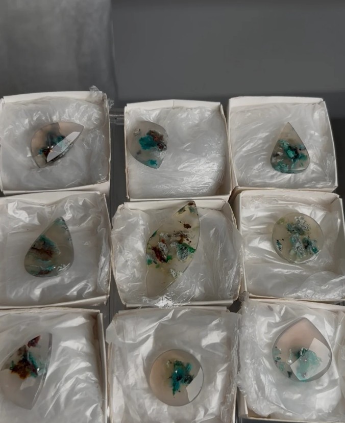 Very High Grade Gemmy Chrysocolla in Chalcedony – 9 Piece Lot