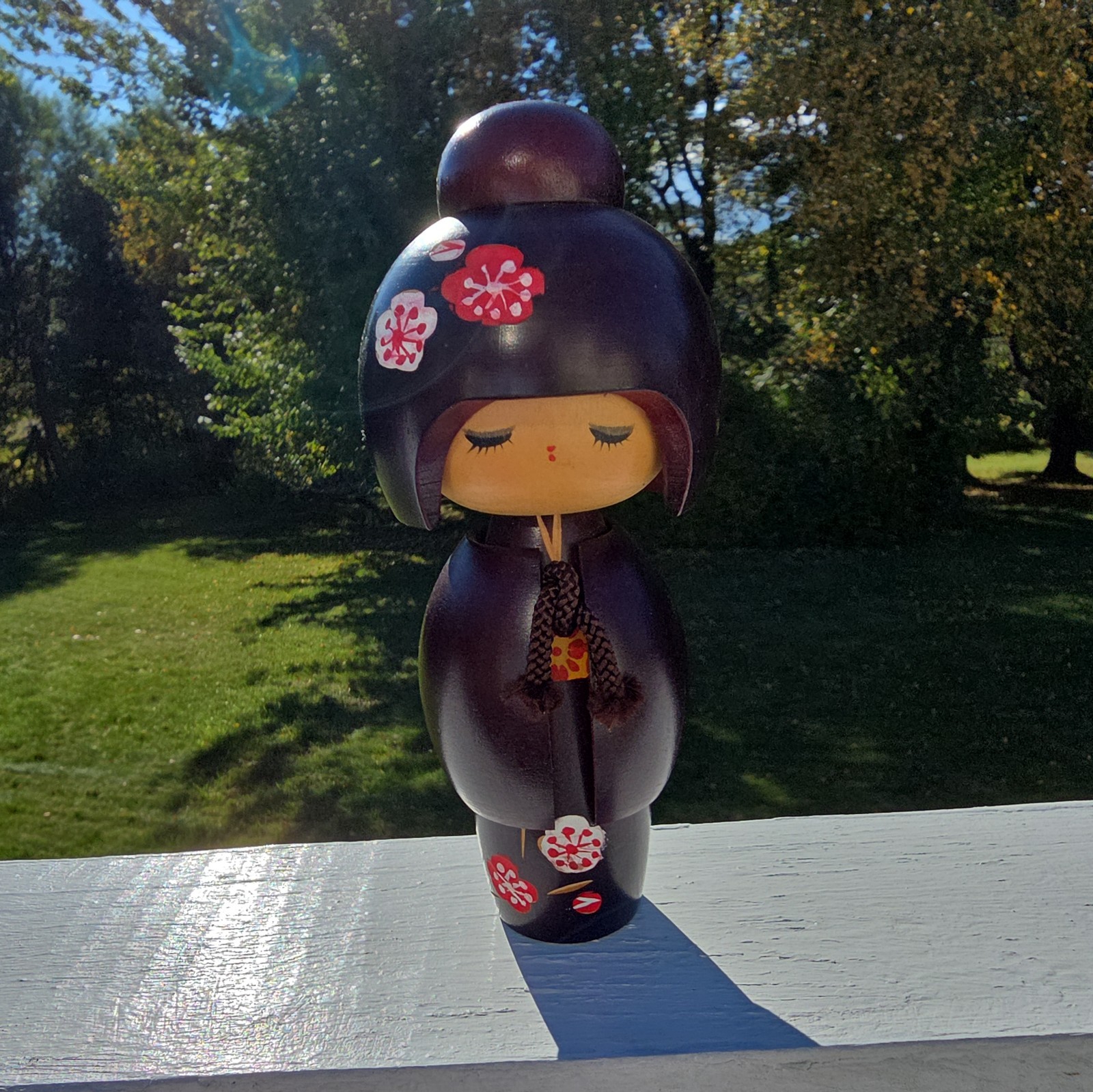 VIntage Kokeshi Wooden Japanese Doll For Good LuckHandpainted exc cond VIntage Kokeshi Wooden Japanese Doll For Good LuckHandpainted exc cond