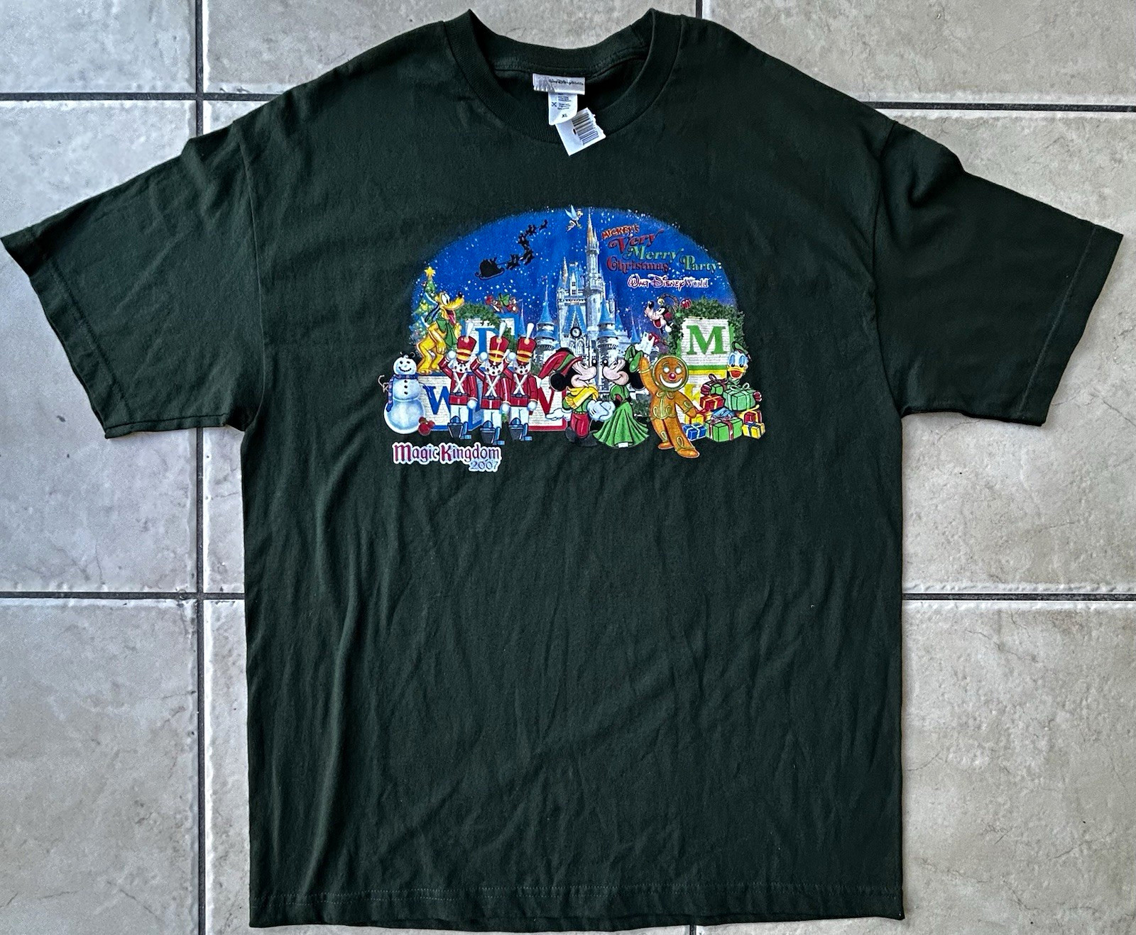 NWT Vtg 2007 Disney Mickeys Very Merry Christmas Party Shirt XL Magic Kingdom NWT Vtg 2007 Disney Mickeys Very Merry Christmas Party Shirt XL Magic Kingdom
