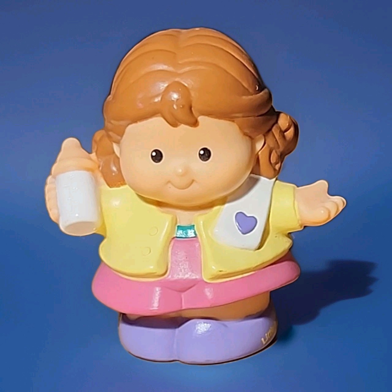 2001 Fisher Price Little People Linda Mom Mother Figure Baby Bottle Brown Hair