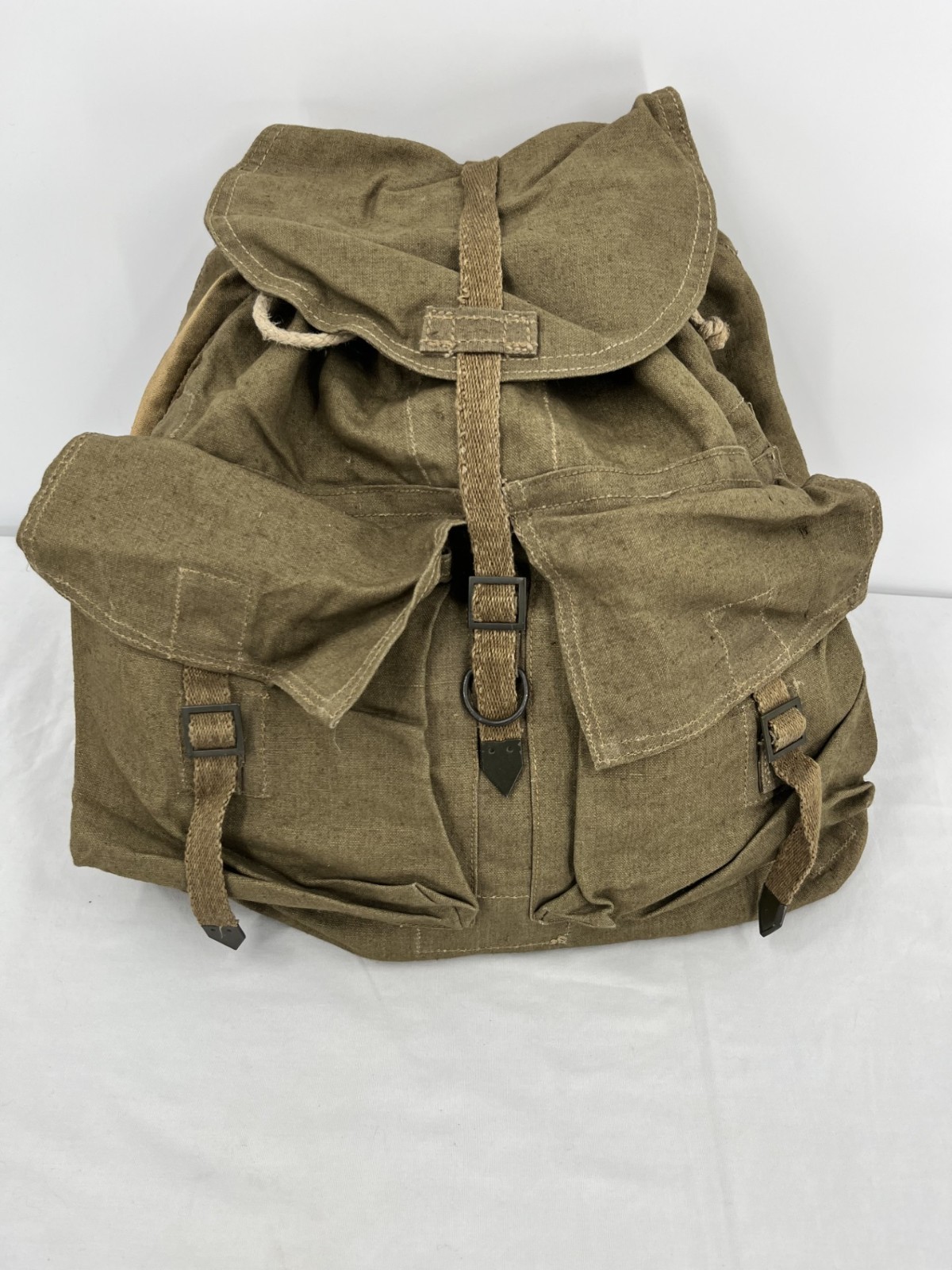 Vintage Czech Military M-60 Rucksack WITH Straps Vintage Czech Military M-60 Rucksack WITH Straps