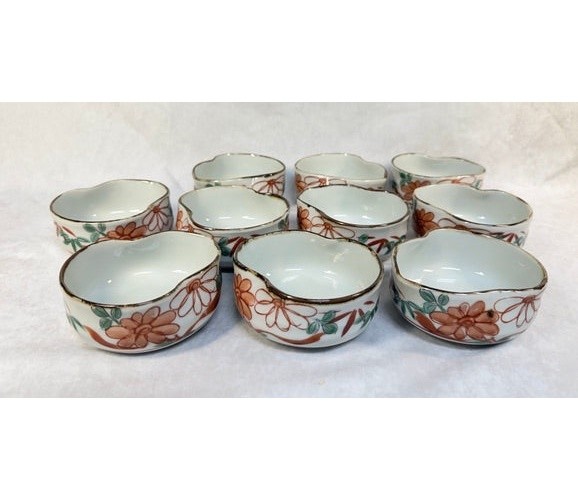 Vintage Japanese Hand-Painted Soup Bowls - Set of 10 Porcelain w/ Flowers Vintage Japanese Hand-Painted Soup Bowls - Set of 10 Porcelain w/ Flowers