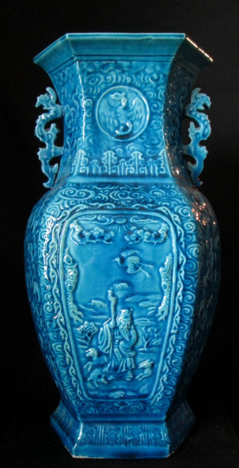 LARGE Chinese Late Qing Dynasty PEACOCK BLUE Turquoise antique porcelain VASE LARGE Chinese Late Qing Dynasty PEACOCK BLUE Turquoise antique porcelain VASE