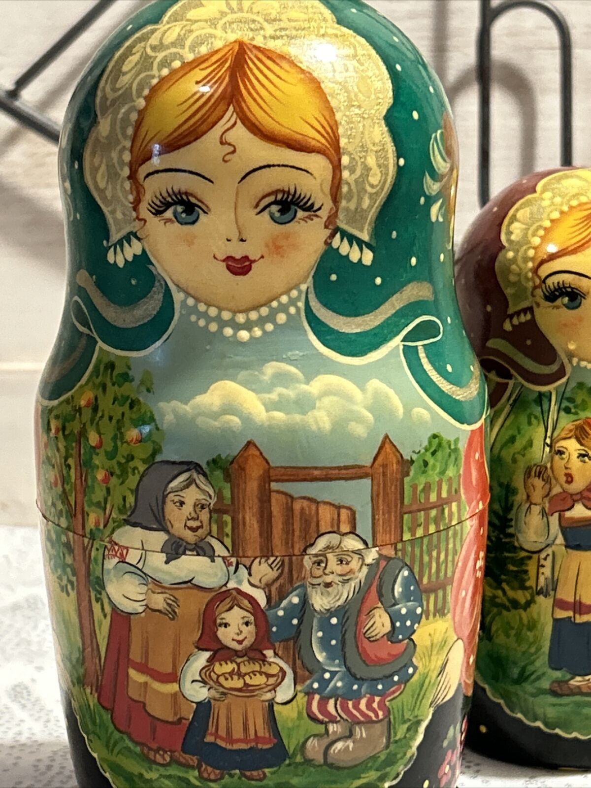 Vintage Russian Matryoshka Nesting Dolls Hand Painted Set of 5 Fairytale