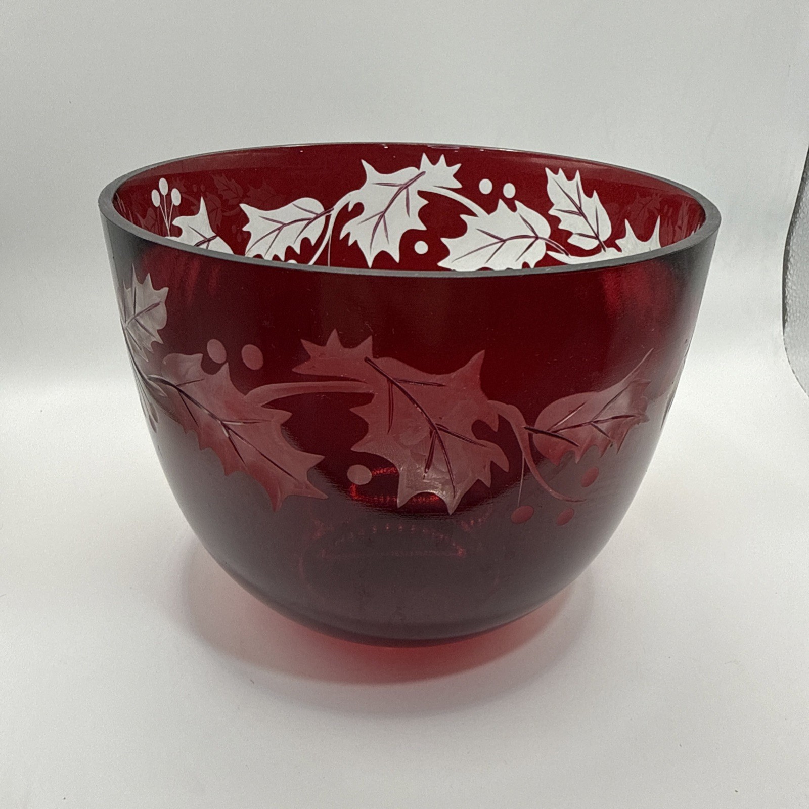 Christmas BOHEMIAN RUBY RED Cut To Clear Crystal Glass HOLLY BERRIES BOWL Christmas BOHEMIAN RUBY RED Cut To Clear Crystal Glass HOLLY BERRIES BOWL