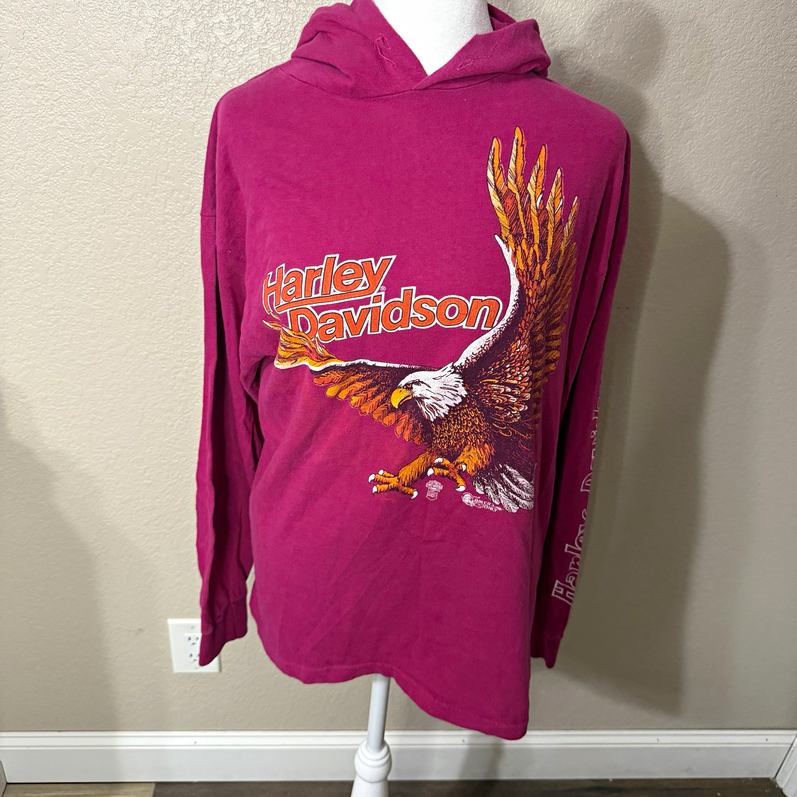Vintage 1980s Harley-Davidson Pink Hooded Sweatshirt Eagle Graphic Size XL Vintage 1980s Harley-Davidson Pink Hooded Sweatshirt Eagle Graphic Size XL