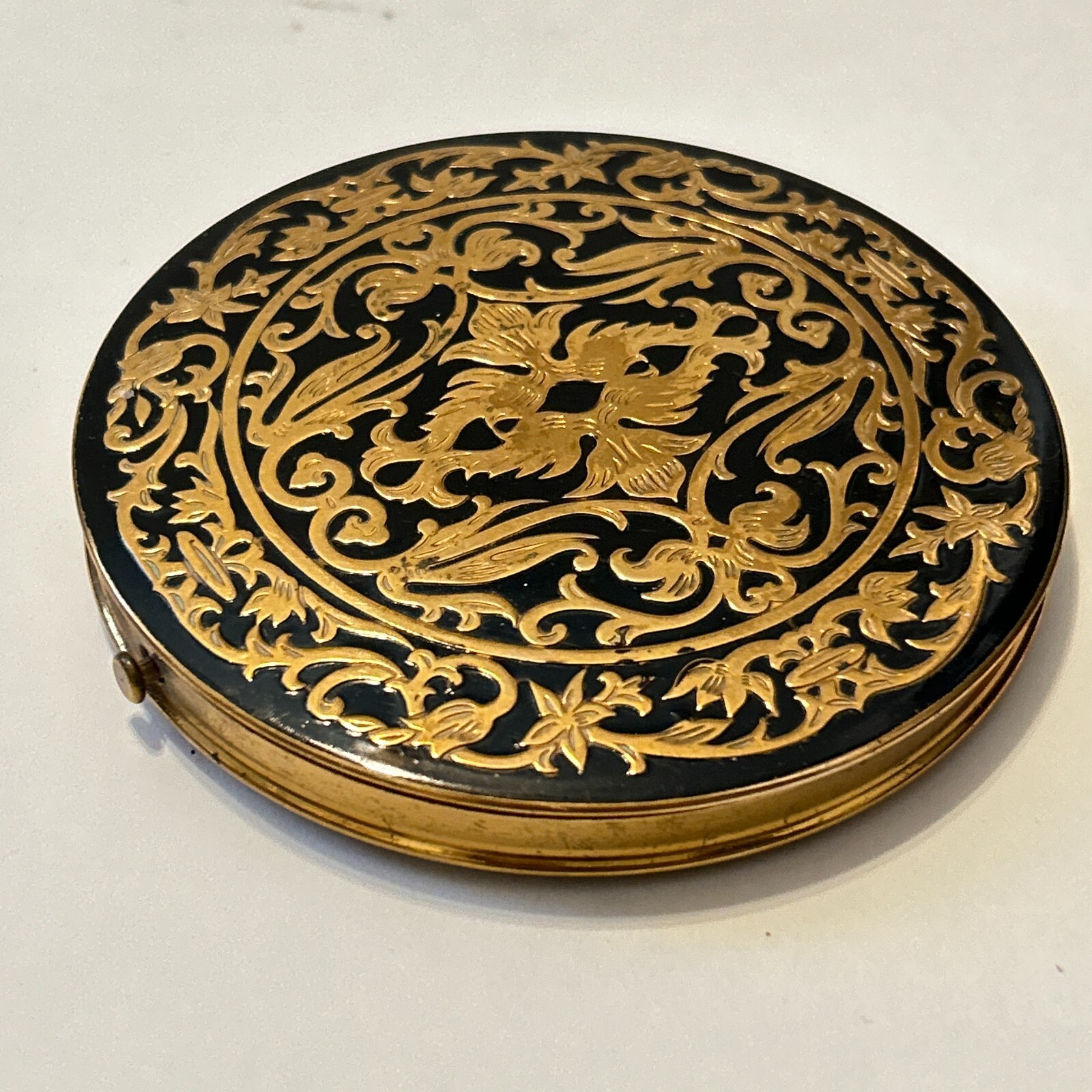 Vintage Dorset Rex Fifth Avenue Powder Compact Black Gold Empty Vanity Decor Vintage Dorset Rex Fifth Avenue Powder Compact Black Gold Empty Vanity Decor
