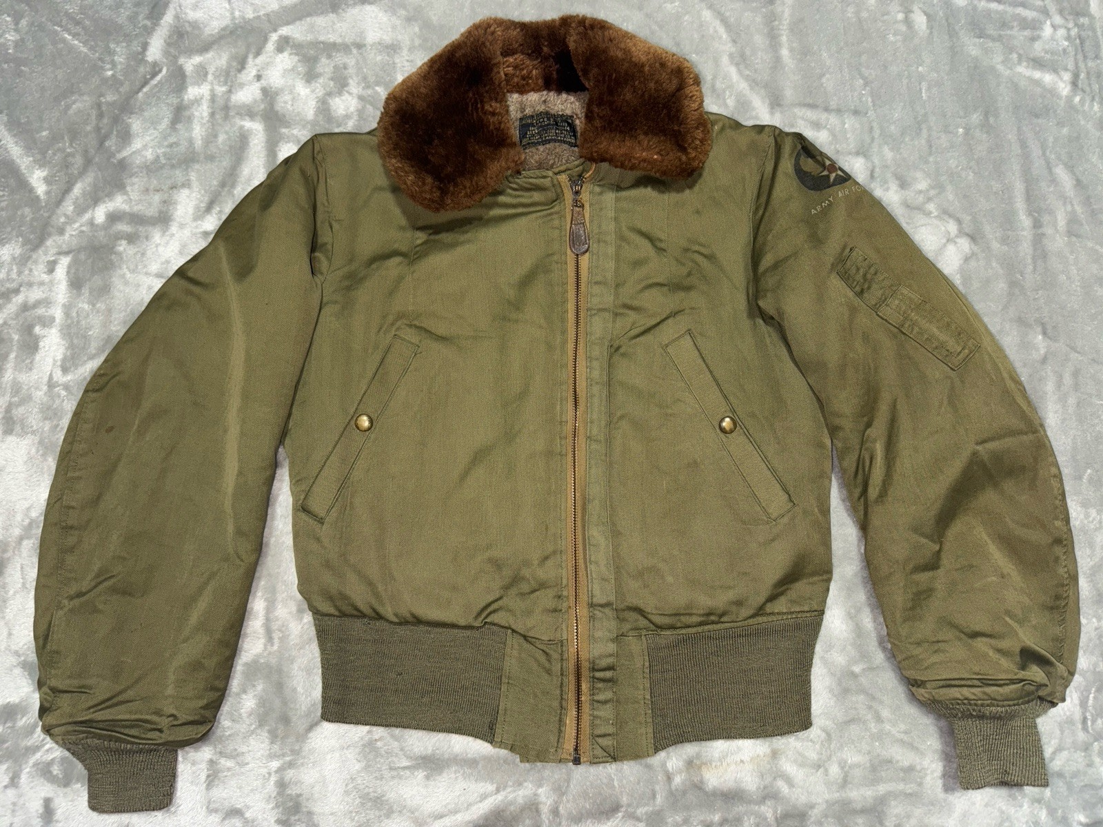 Rare Vtg 1940s WWII B-17 Flying Nurses Flight Bomber Jacket Sz 14 Rare Vtg 1940s WWII B-17 Flying Nurses Flight Bomber Jacket Sz 14