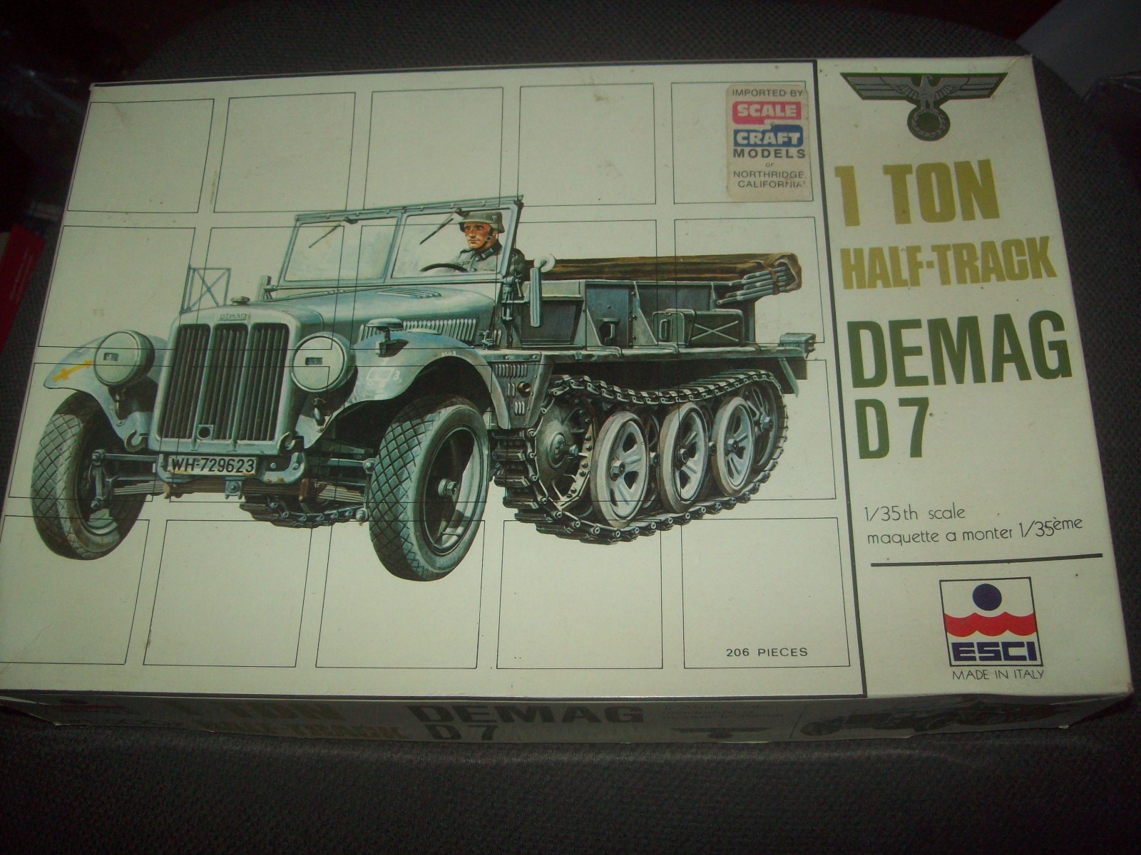 ESCI ITALY GERMAN WWII 1 TON HALF-TRACK DEMAC D7 MODEL 1/35 SCALE ESCI ITALY GERMAN WWII 1 TON HALF-TRACK DEMAC D7 MODEL 1/35 SCALE