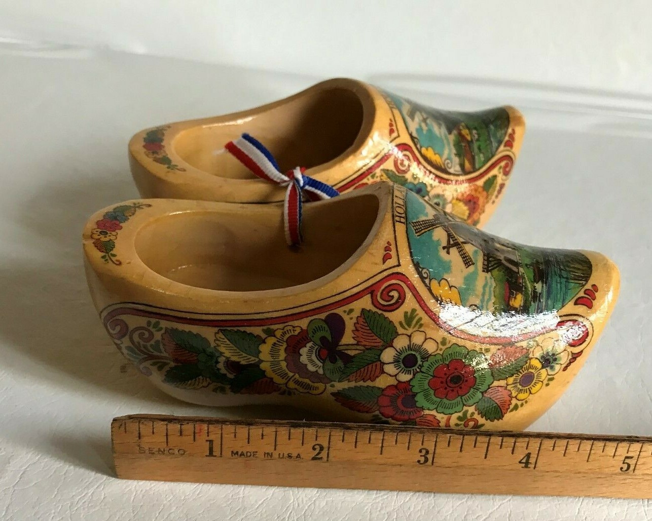 Pair of Wooden Shoes~Holland Souvenir~5.5\ Pair of Wooden Shoes~Holland Souvenir~5.5\