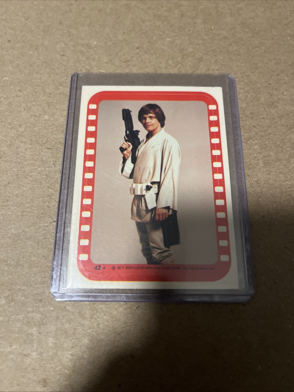 Luke Skywalker - 1977 Topps Star Wars #42