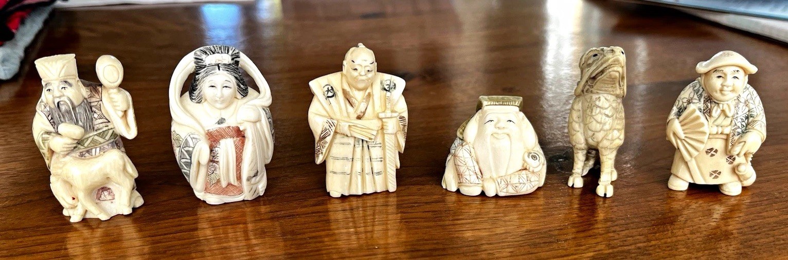 Lot of 6 Antique & Vintage Japanese Carved Netsuke Figurines All Signed Lot of 6 Antique & Vintage Japanese Carved Netsuke Figurines All Signed
