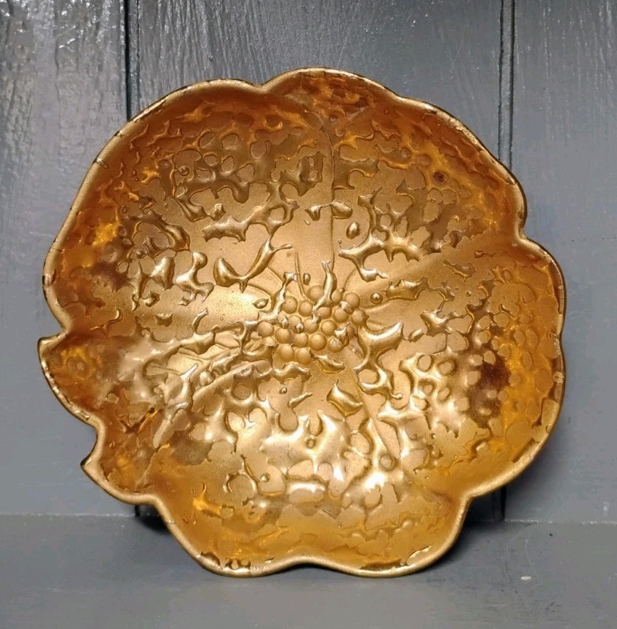 Vtg. Weeping Bright 22K Gold Trinket Dish Flower Magnolia Dogwood Porcelain USA Vtg. Weeping Bright 22K Gold Trinket Dish Flower Magnolia Dogwood Porcelain USA