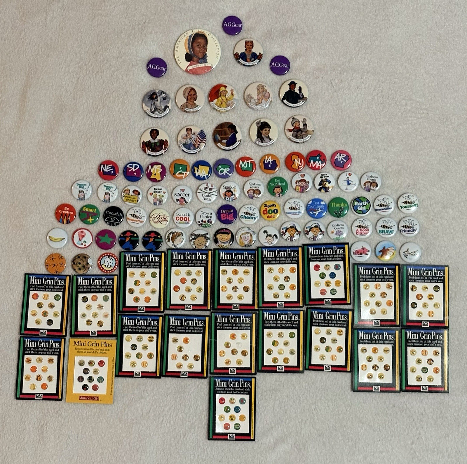 American Girl Pleasant Company Vintage Bitty Pin-Button Collection-77 Buttons