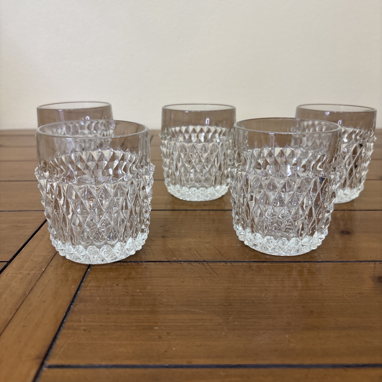 Set Of 5 Vintage Indiana Diamond Point Round Highball Glasses Set Of 5 Vintage Indiana Diamond Point Round Highball Glasses