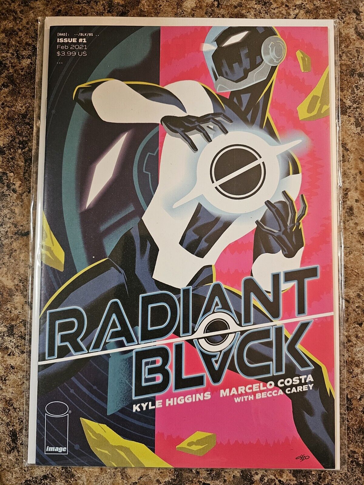 Radiant Black #1 (2021) Mike Cho Cover A Image Comics VF-NM 