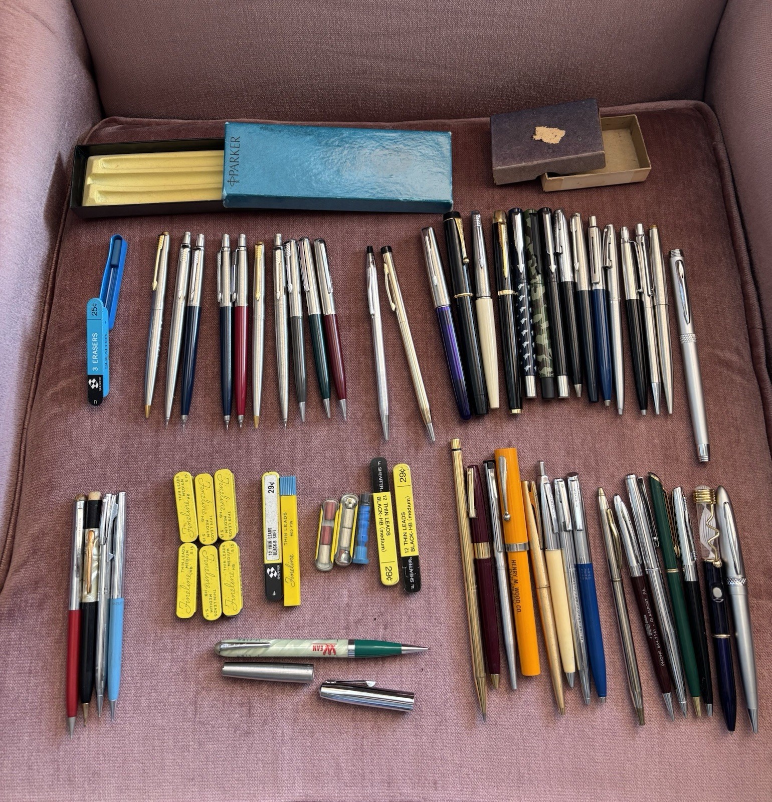 Lot Of 47 Vtg INK PENS & MECH PENCILS Sheaffer Parker Cross & More Lot Of 47 Vtg INK PENS & MECH PENCILS Sheaffer Parker Cross & More