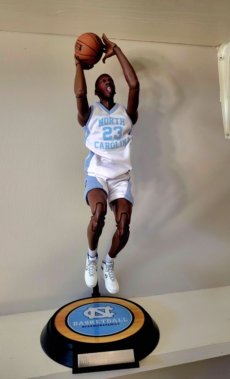 Custom ENTERBAY Michael Jordan North Carolina #23 Basketball Figure Custom ENTERBAY Michael Jordan North Carolina #23 Basketball Figure