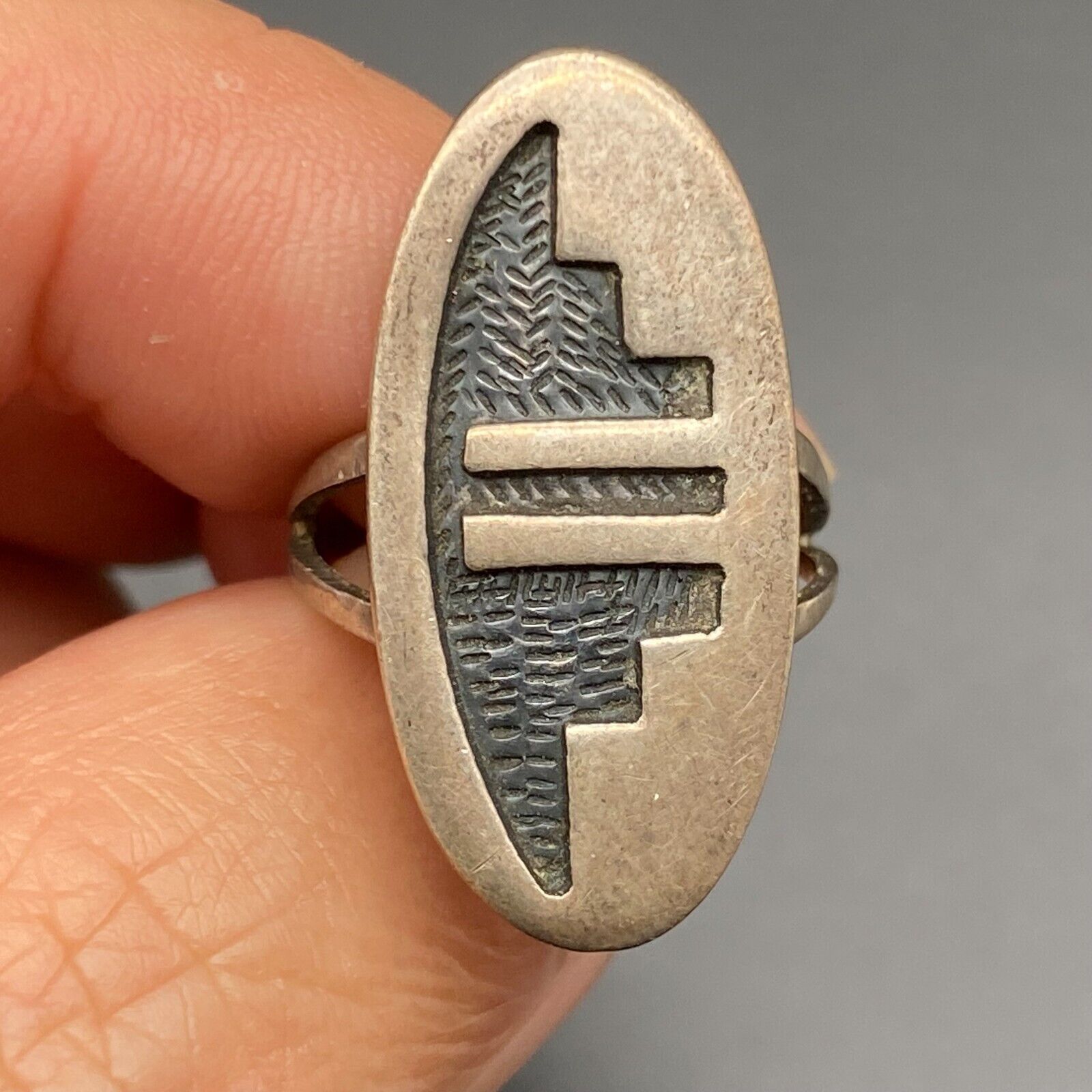Vintage Hopi Native Victor Coochwytewa Raincloud Silver Ring Size 5