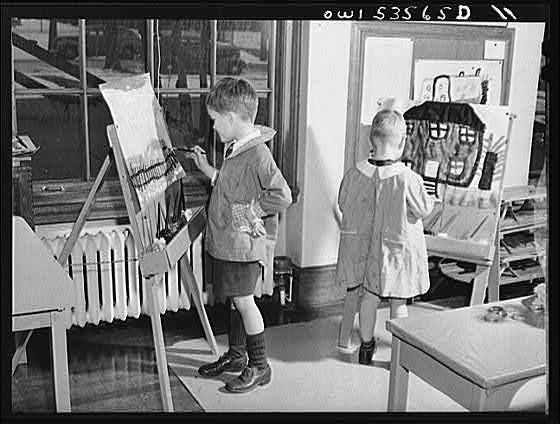 Photo:Wilmington Delaware Tower Hill School 1910s Art Students Painting
