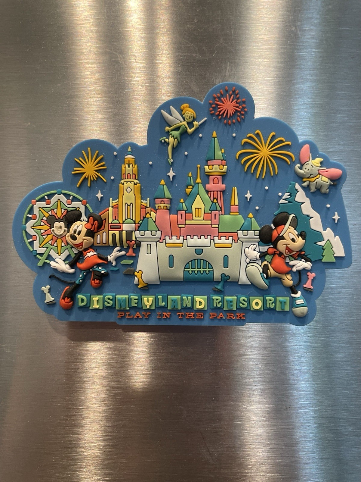 Disneyland Resort Play in the Park Mickey and Minnie Castle Magnet Disneyland Resort Play in the Park Mickey and Minnie Castle Magnet