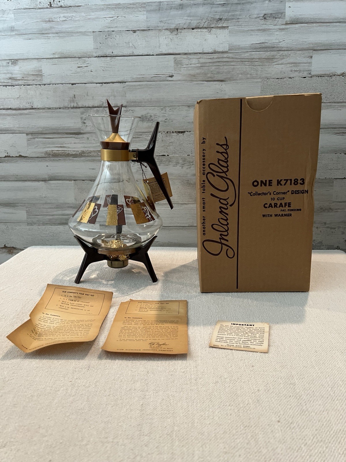 Vintage Inland Glass Atomic Coffee Carafe with Warmer Stand MCM. New in Box. Vintage Inland Glass Atomic Coffee Carafe with Warmer Stand MCM. New in Box.