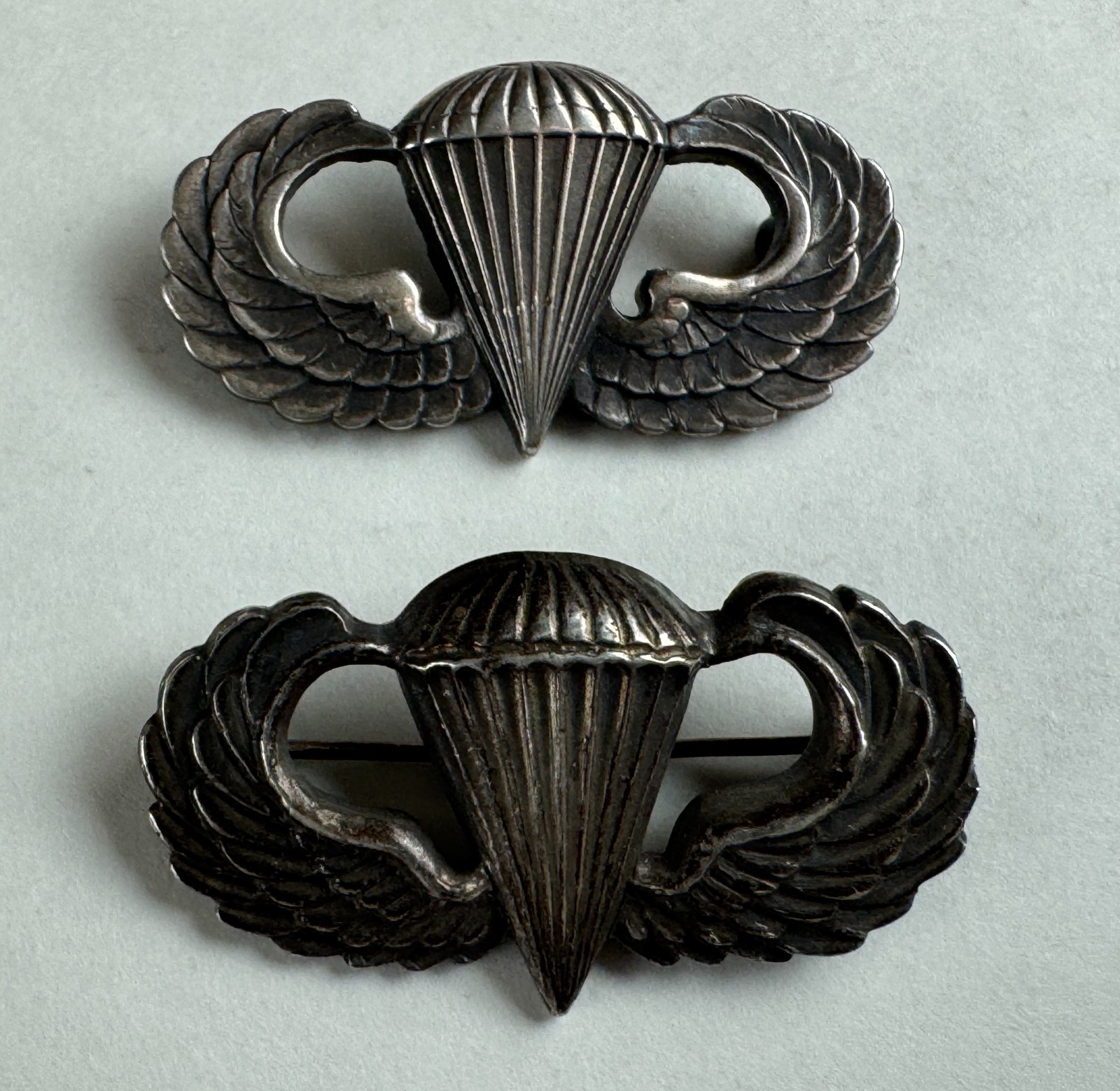 Two Vintage WW2 Military Insignia Marked Sterling Army Parachute Wings Badge 16g Two Vintage WW2 Military Insignia Marked Sterling Army Parachute Wings Badge 16g