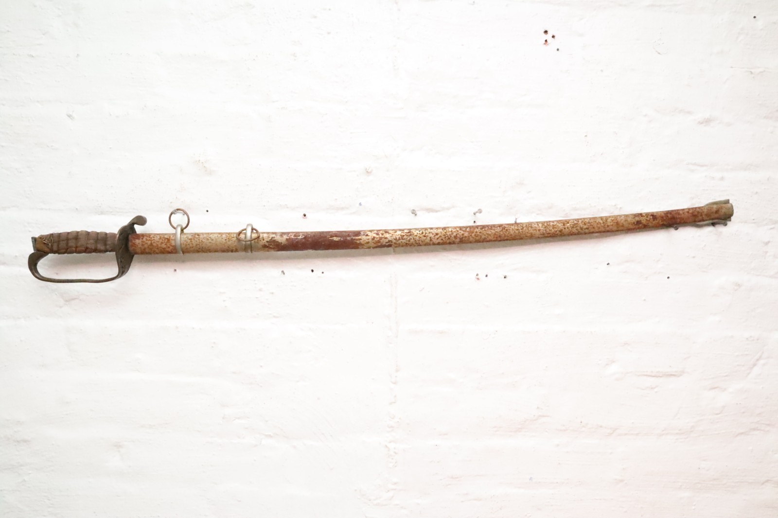 Antique WWI-WWII Japanese Army Officers Sword w/Scabbard Kyu Gunto sword Antique WWI-WWII Japanese Army Officers Sword w/Scabbard Kyu Gunto sword