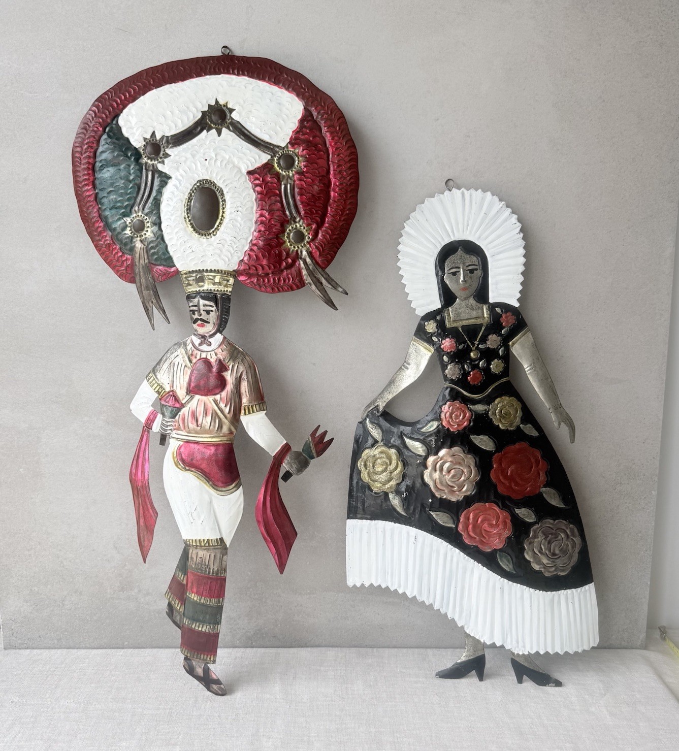 Vintage Mexican Folk Art Punched Tin Man Woman Oaxaca Hand Painted 21\ Vintage Mexican Folk Art Punched Tin Man Woman Oaxaca Hand Painted 21\
