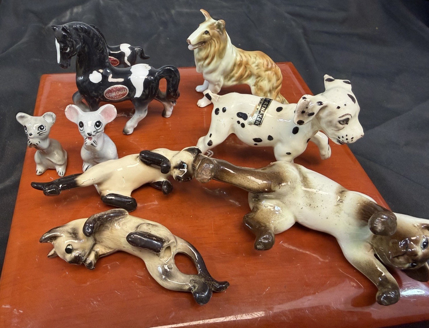 Lot Of 9 Vintage Miniature Figurines Digs Cats Horses  Renaker Bone China