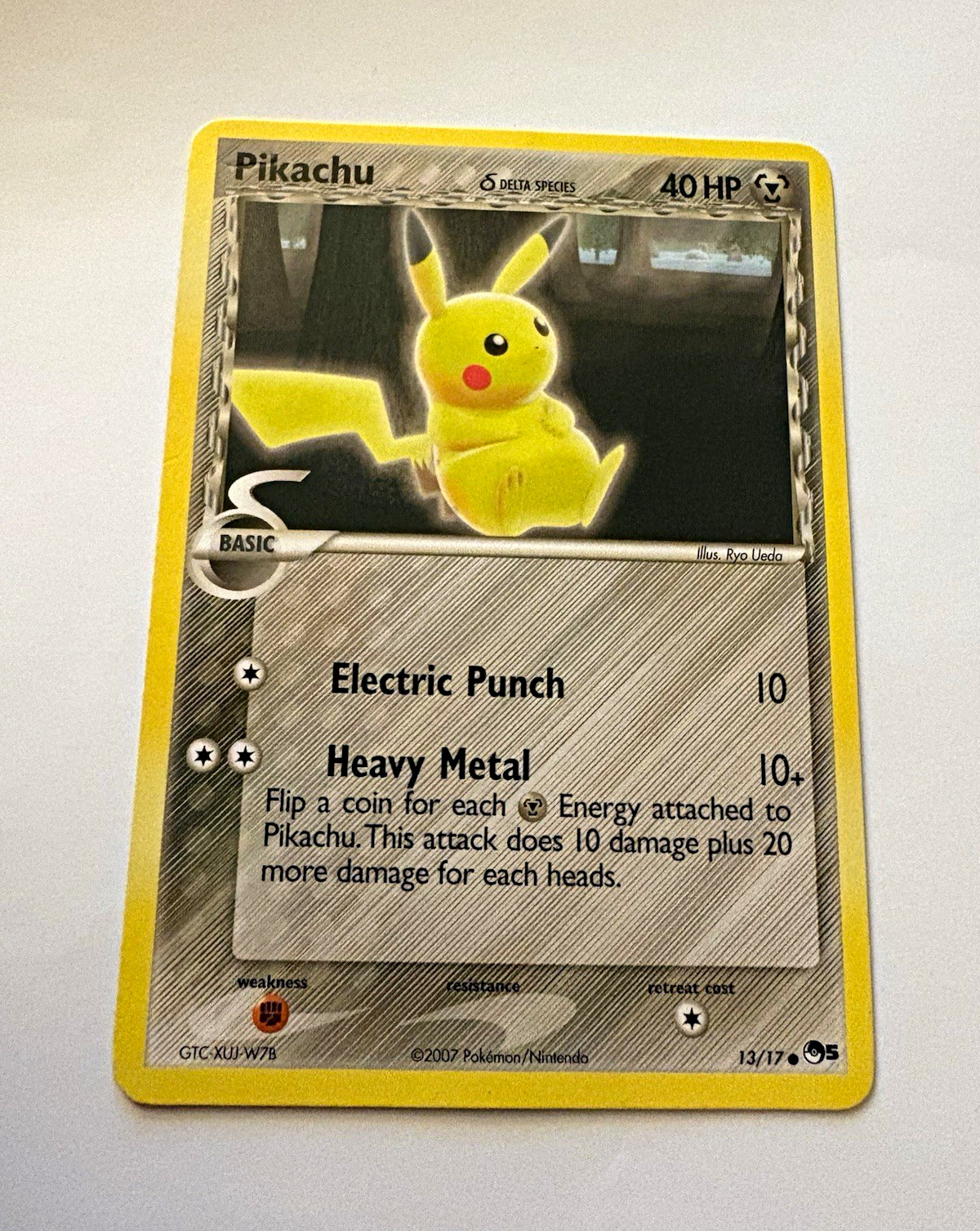 Pikachu 2007 Pokémon Delta Species 13/17 English Non-Holo Trading Card Pikachu 2007 Pokémon Delta Species 13/17 English Non-Holo Trading Card