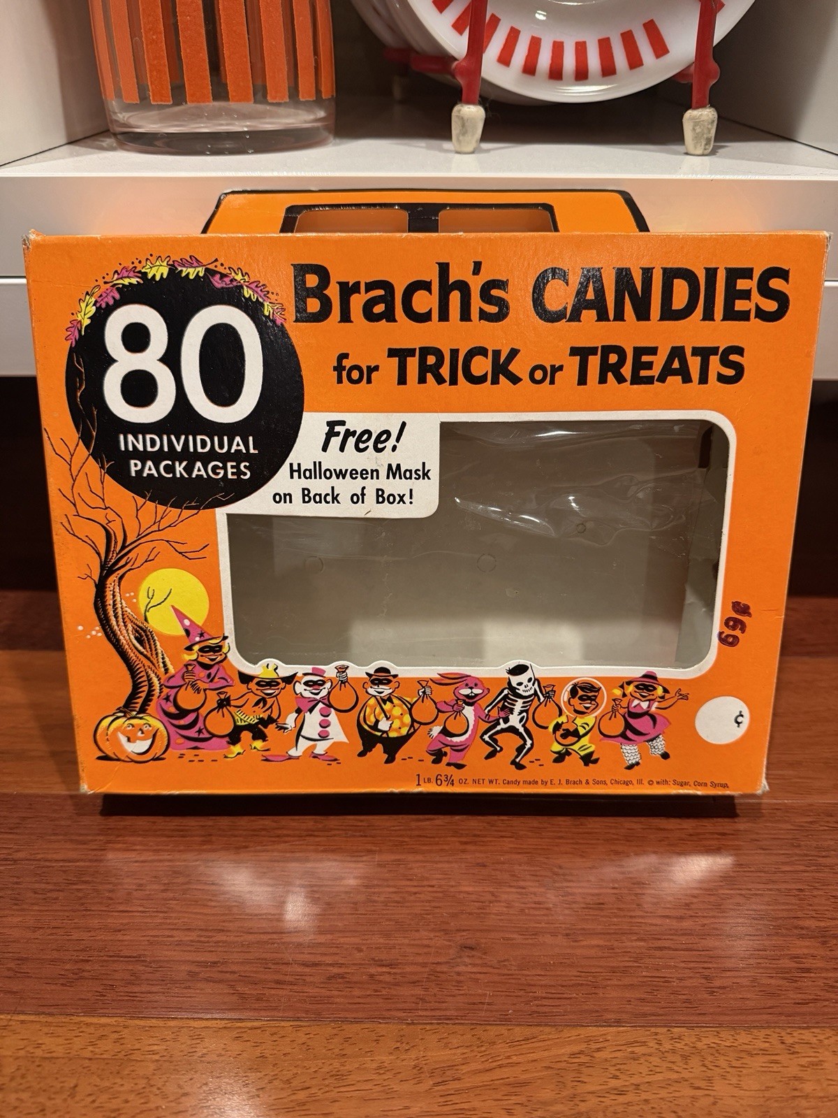 Vintage 1960's BRACH'S Halloween Candy Pack STORE DISPLAY BOX & Owl Mask Cut Out Vintage 1960's BRACH'S Halloween Candy Pack STORE DISPLAY BOX & Owl Mask Cut Out