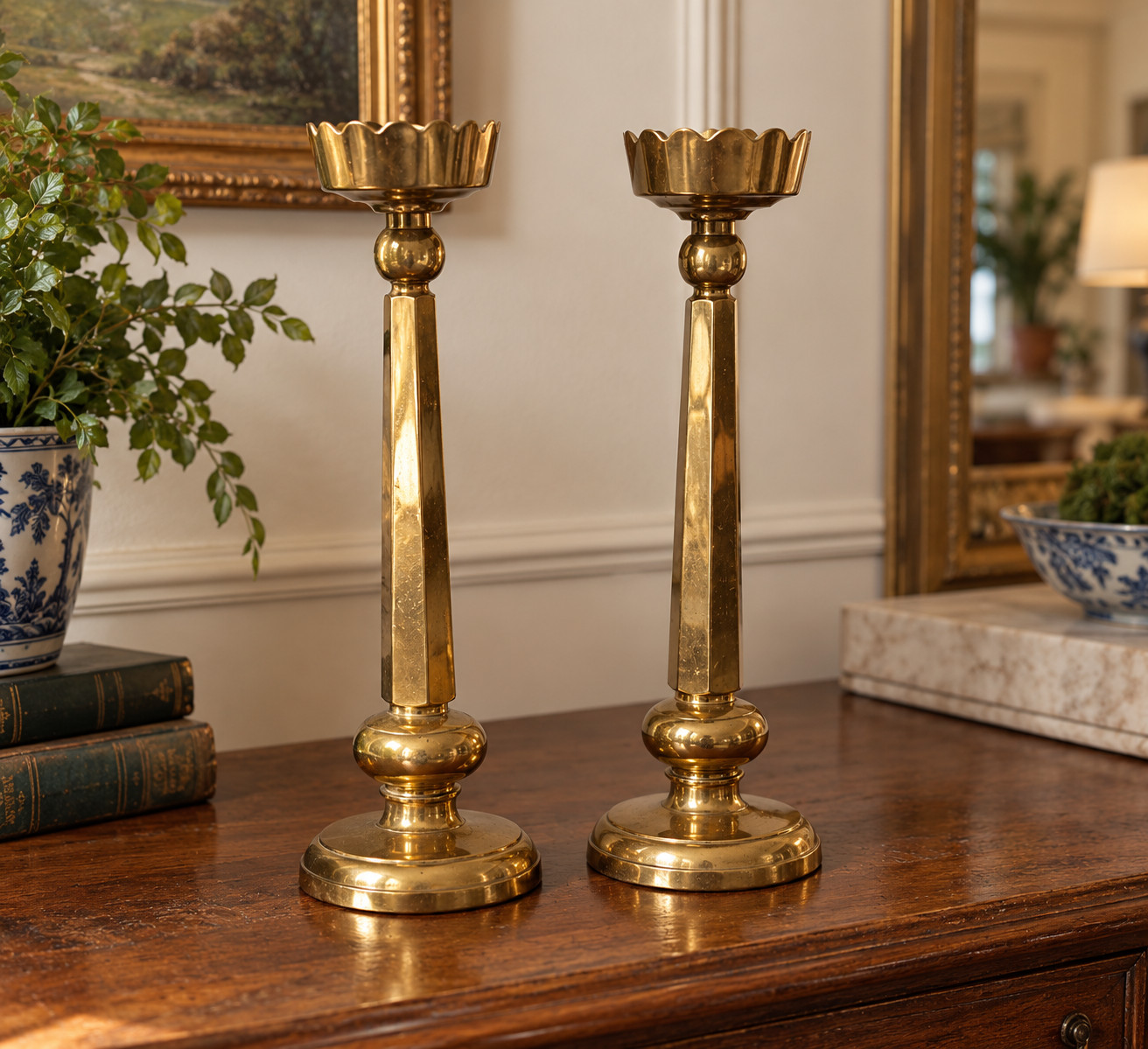 Vintage Heavy Solid Brass Candlestick Holders Pair 16in Tall Scalloped Decor Vintage Heavy Solid Brass Candlestick Holders Pair 16in Tall Scalloped Decor