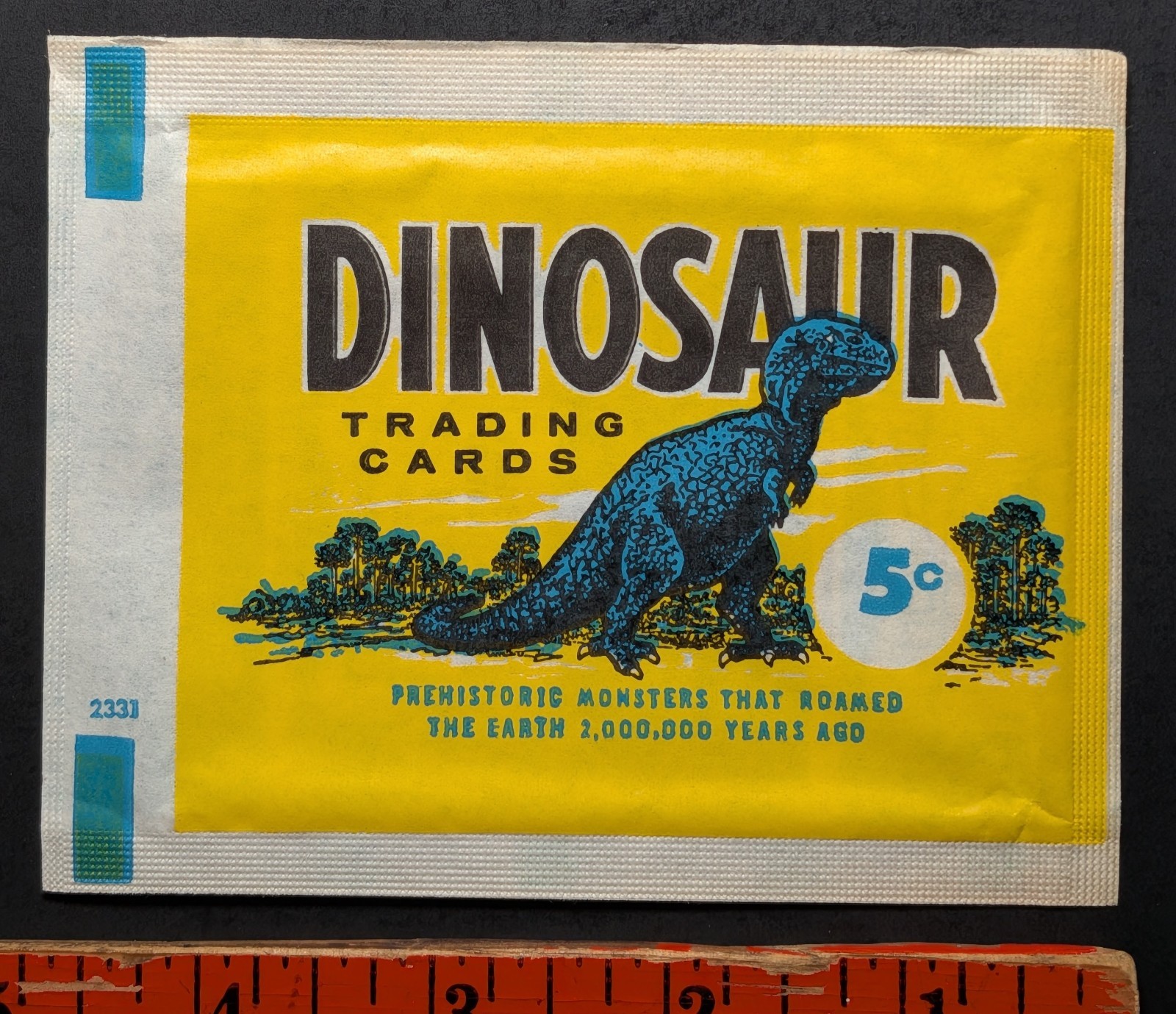 Vintage 1961 Nu-Cards Dinosaur EMTPY Wrapper Vintage 1961 Nu-Cards Dinosaur EMTPY Wrapper