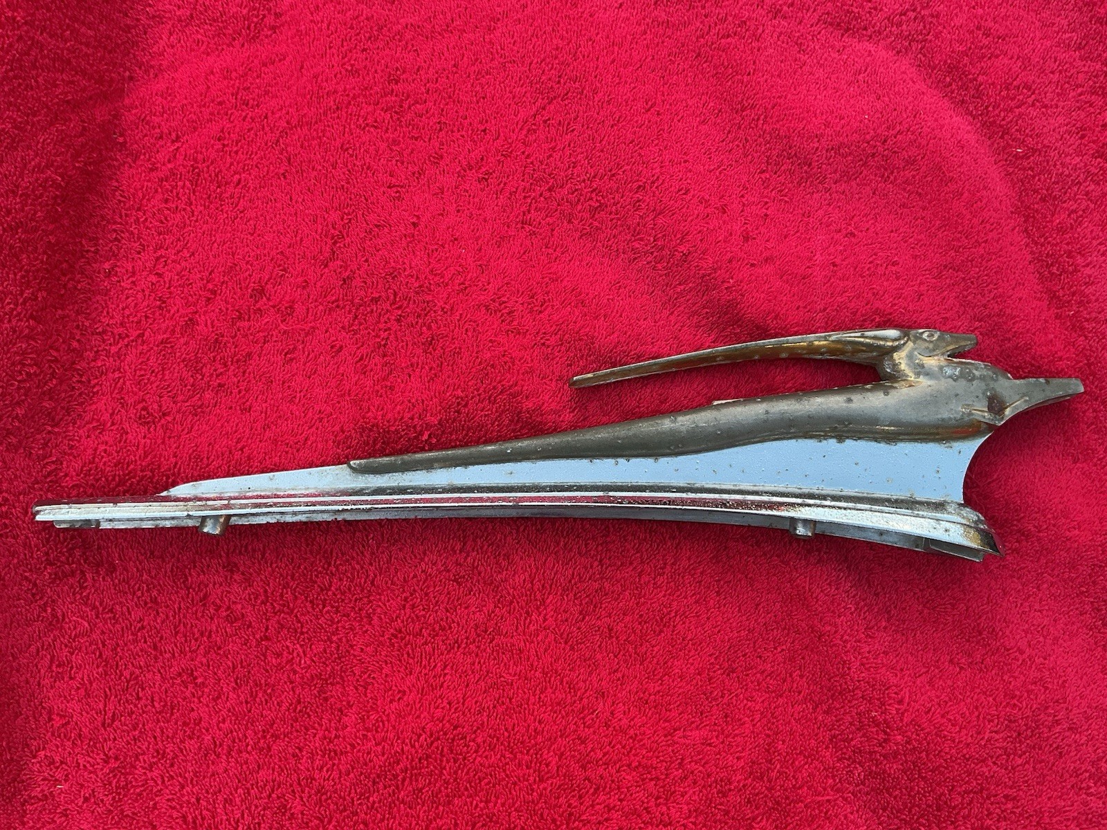 1951-52 CHEVY GOLDEN GAZELLE ACCESSORY HOOD ORNAMENT     