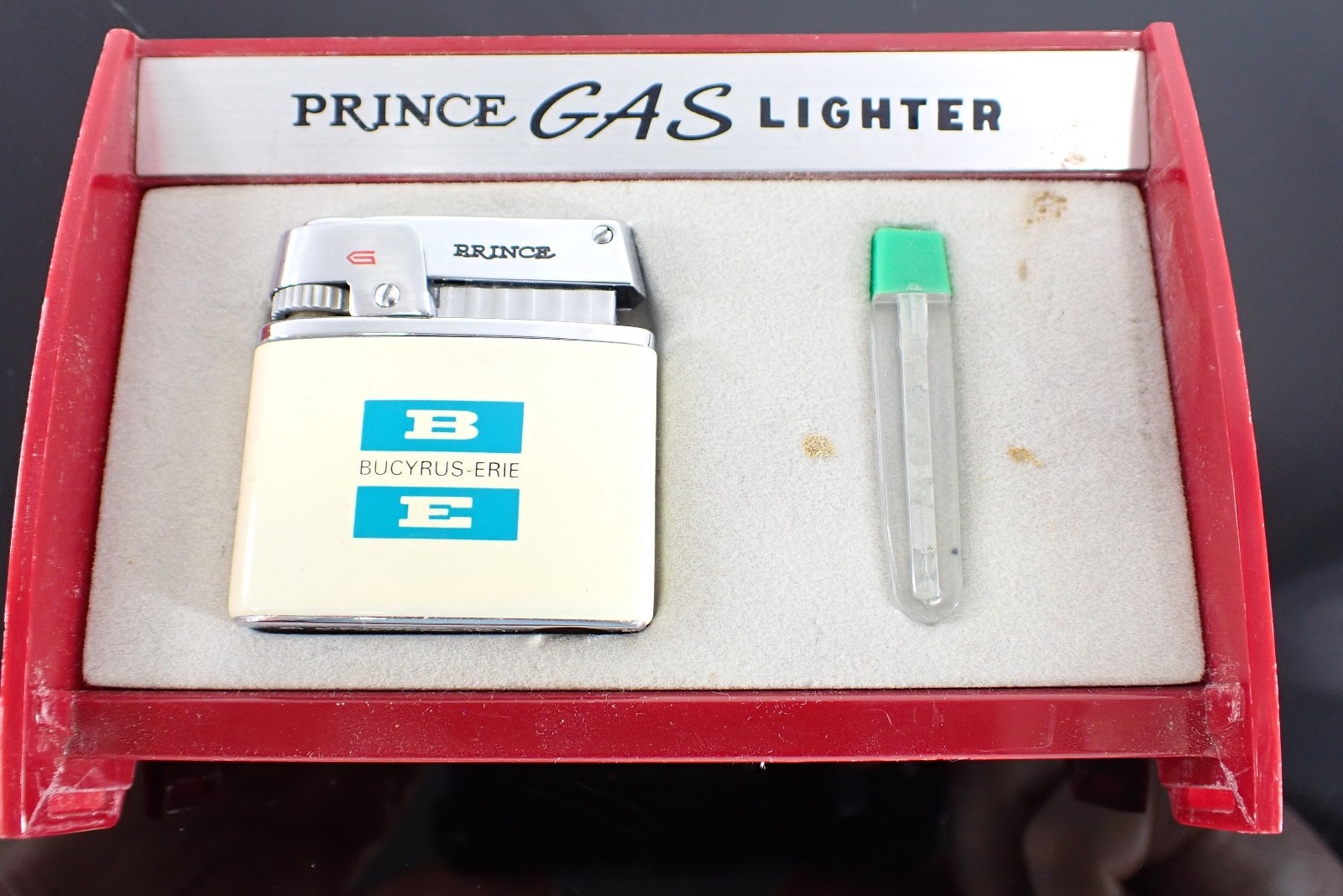Vintage Lighter Prince Gas Bucyrus-Erie NOS with Box Japan Magnetic 101 No lid Vintage Lighter Prince Gas Bucyrus-Erie NOS with Box Japan Magnetic 101 No lid