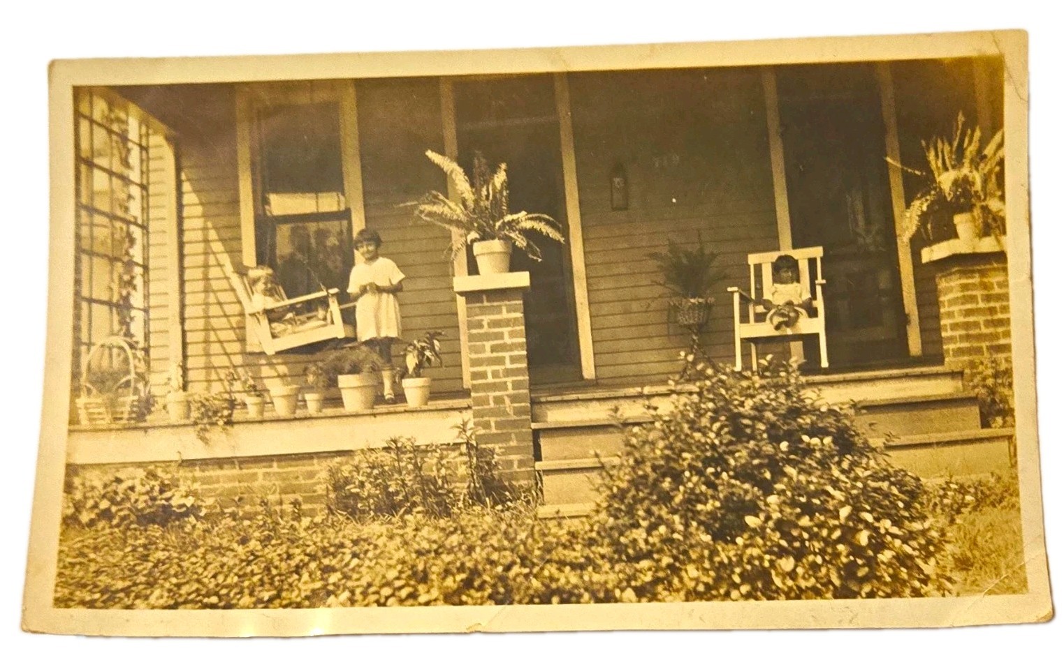 Vintage 1930s Photo Children Porch Paschal\'s Kodak Finishing Paducah Kentucky 